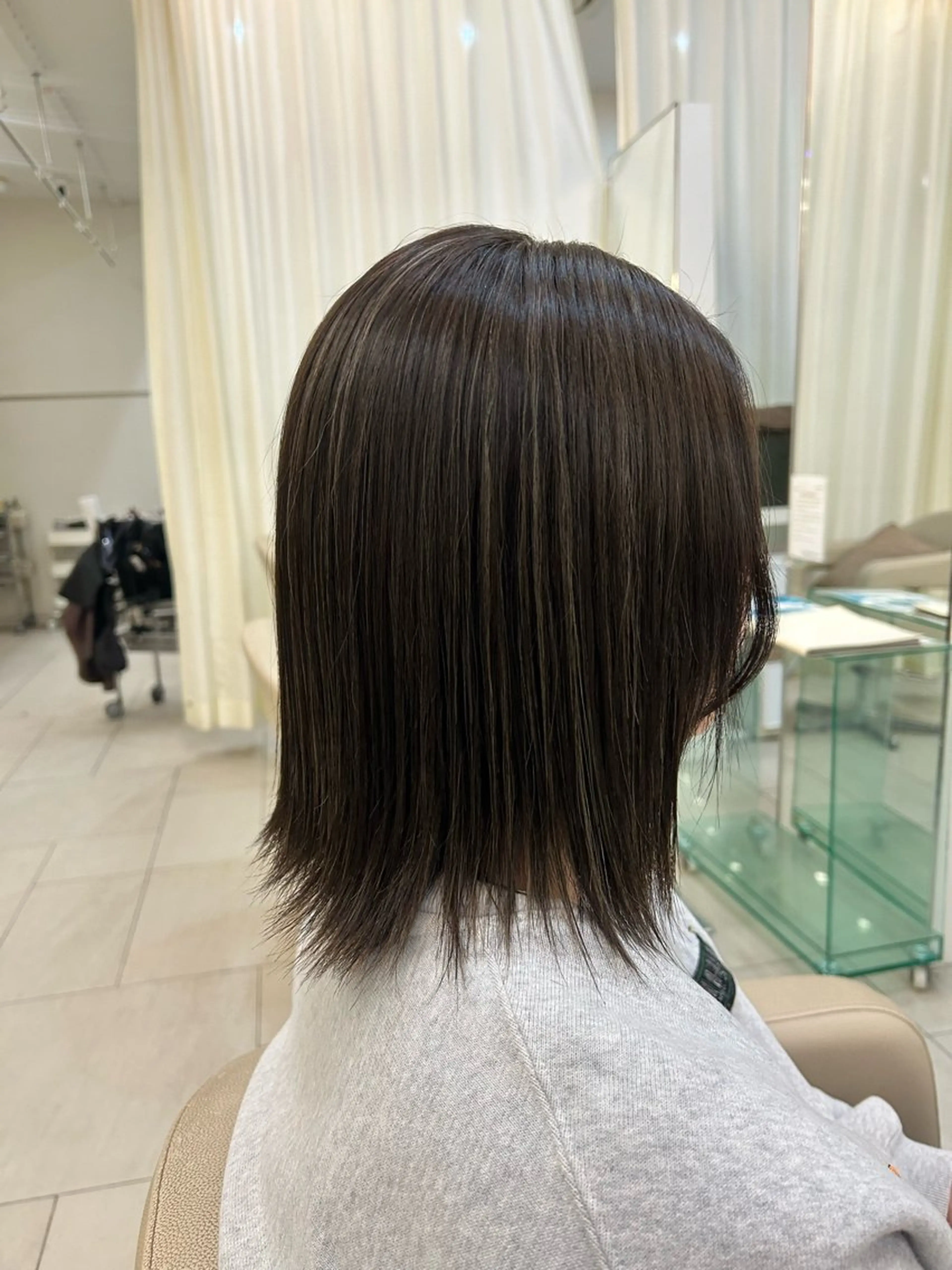 ショート カット ヘアカラー MODEK's アヤナのヘアスタイル