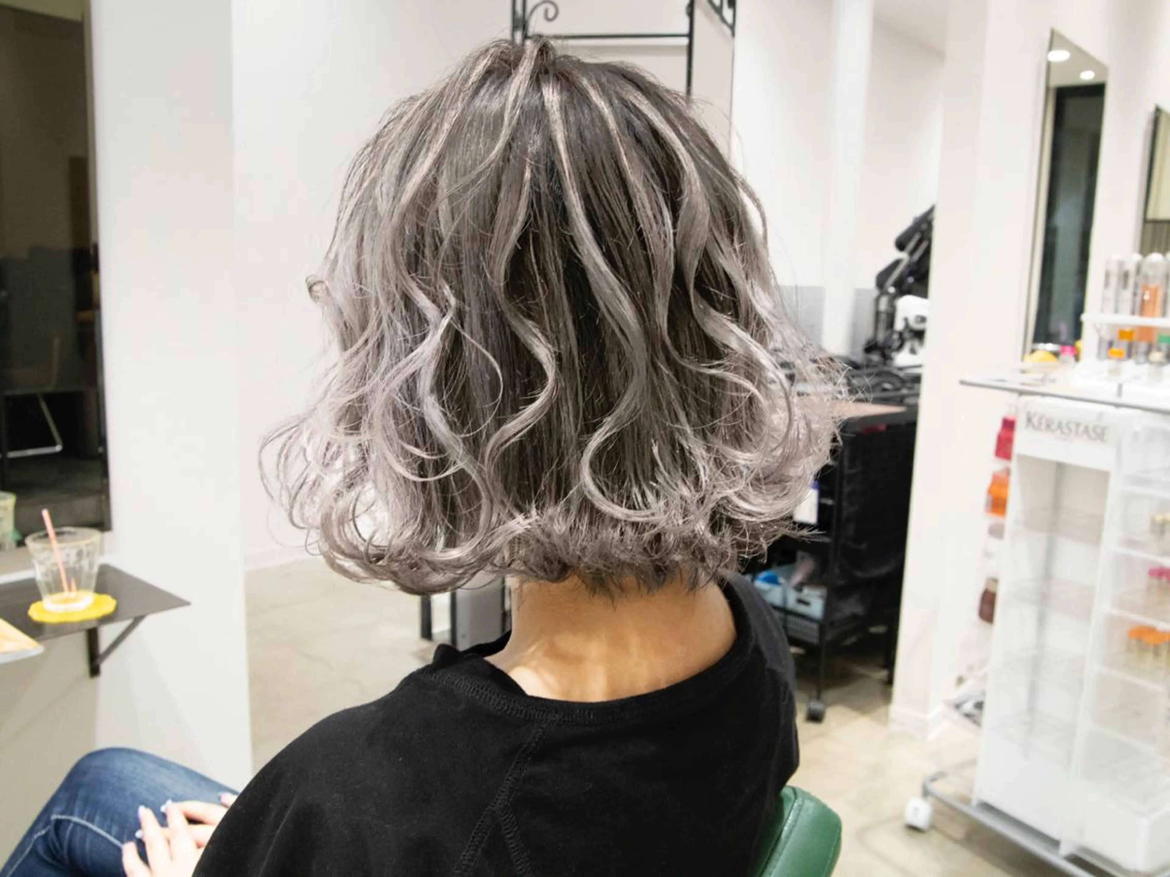 ショート カラー Re:ta Hair 飯田淳平のヘアスタイル