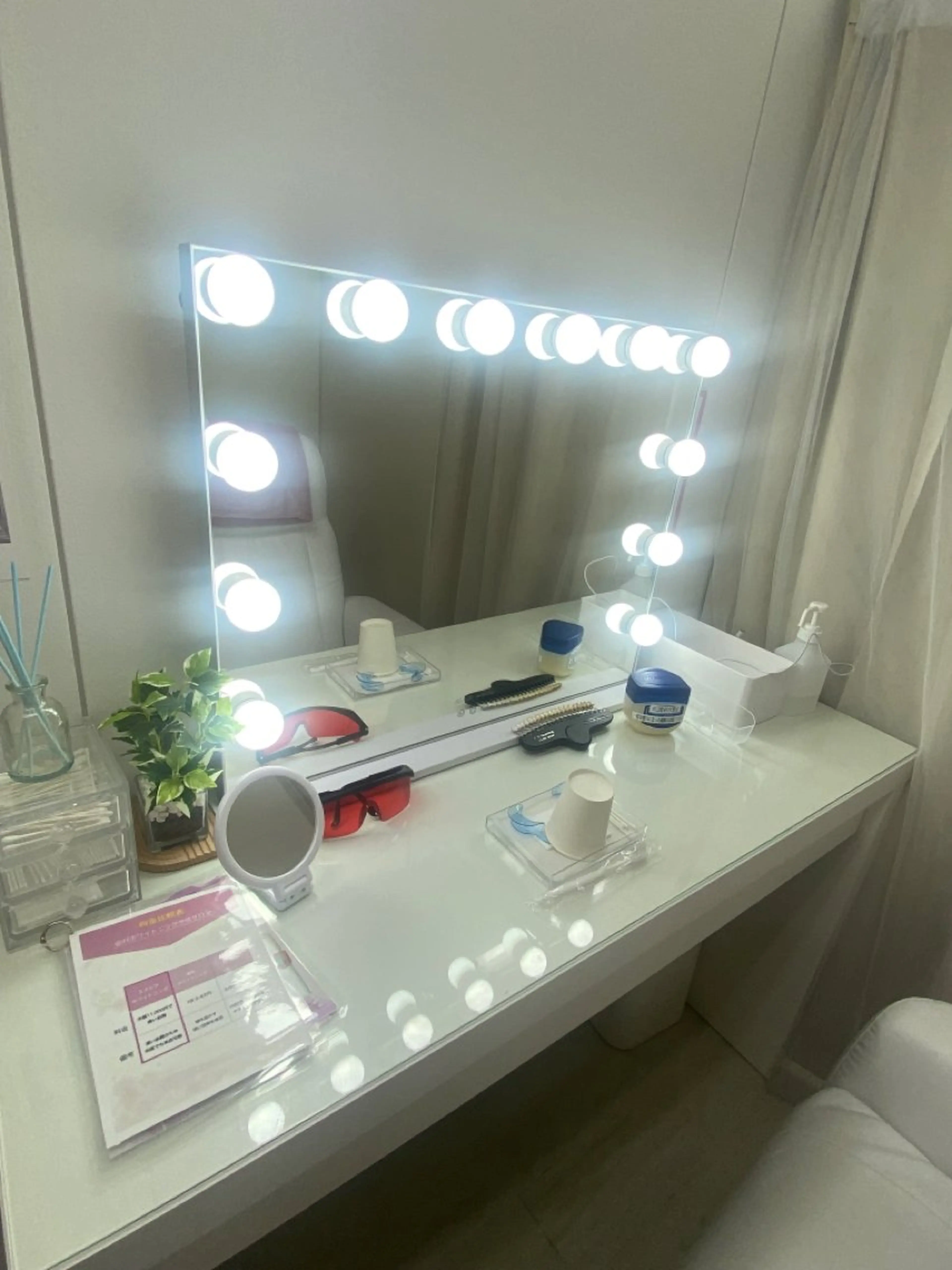 ecxia white 高田馬場所属・セルフホワイトニング エクシア 高田馬場のその他イメージ