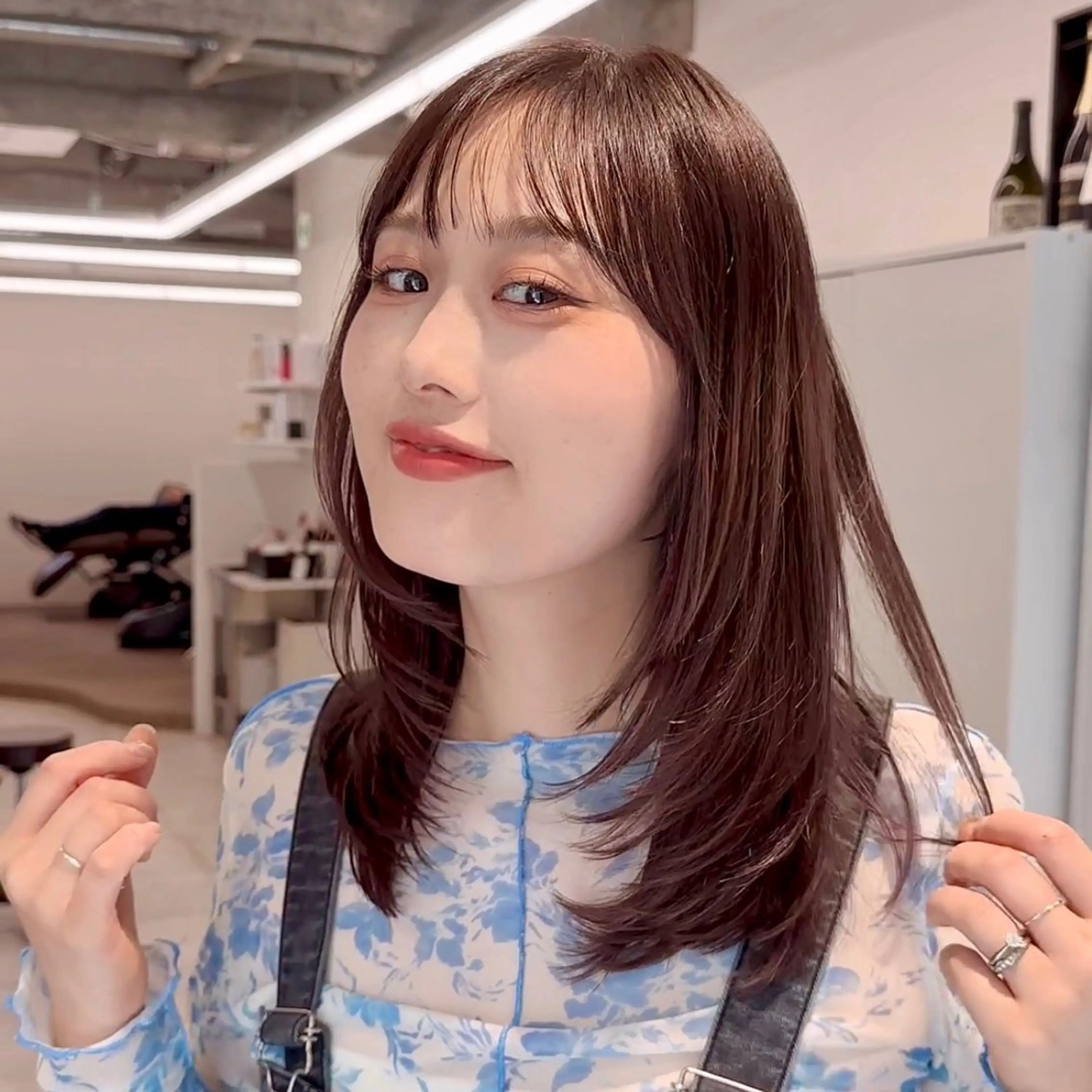 ミディアム カラー カット ヘアカラー トリートメント ブリーチなし/レイヤ ー特化🌈Tommyのヘアスタイル