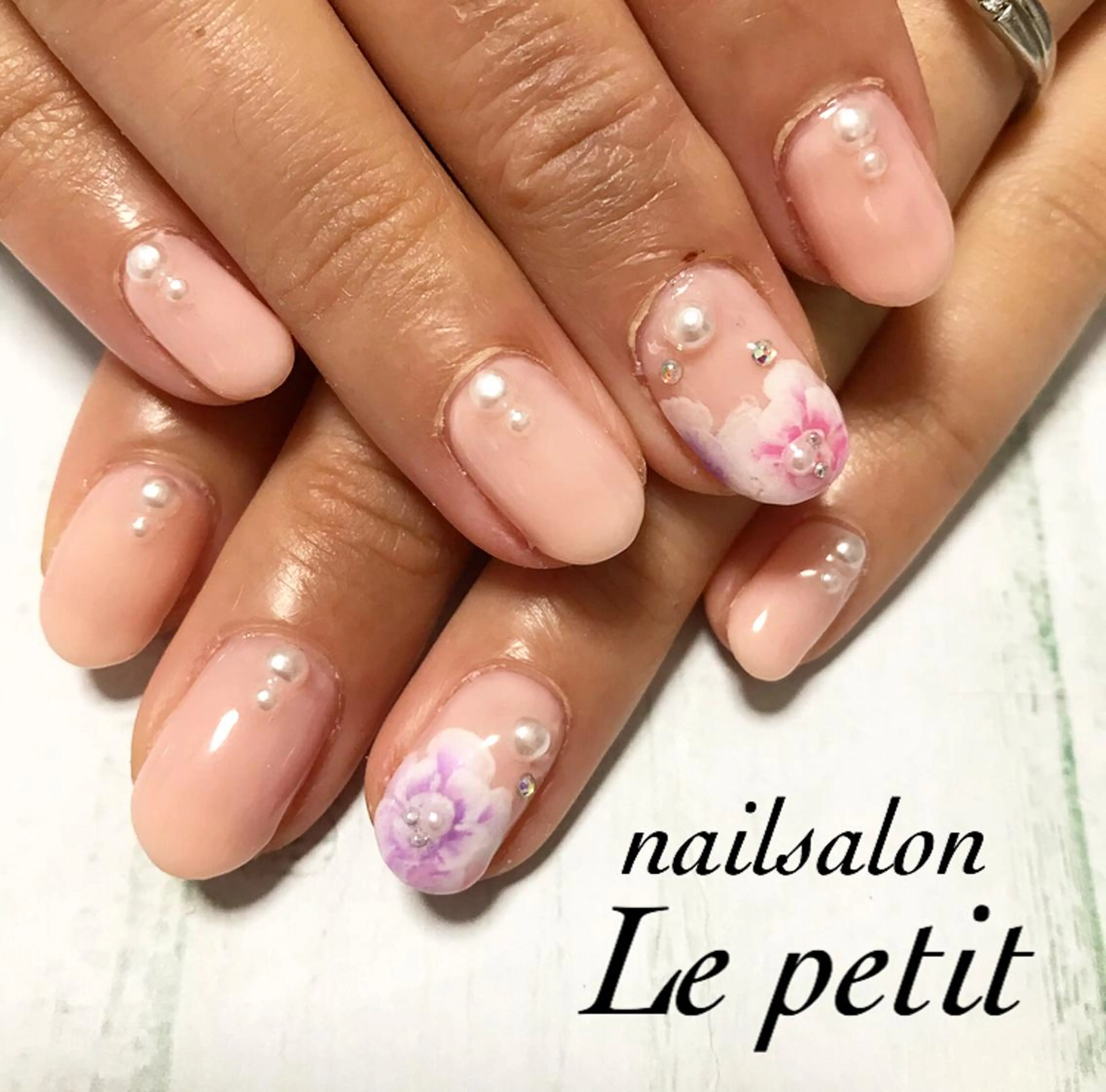 ネイル 石野 広佳のネイルデザイン