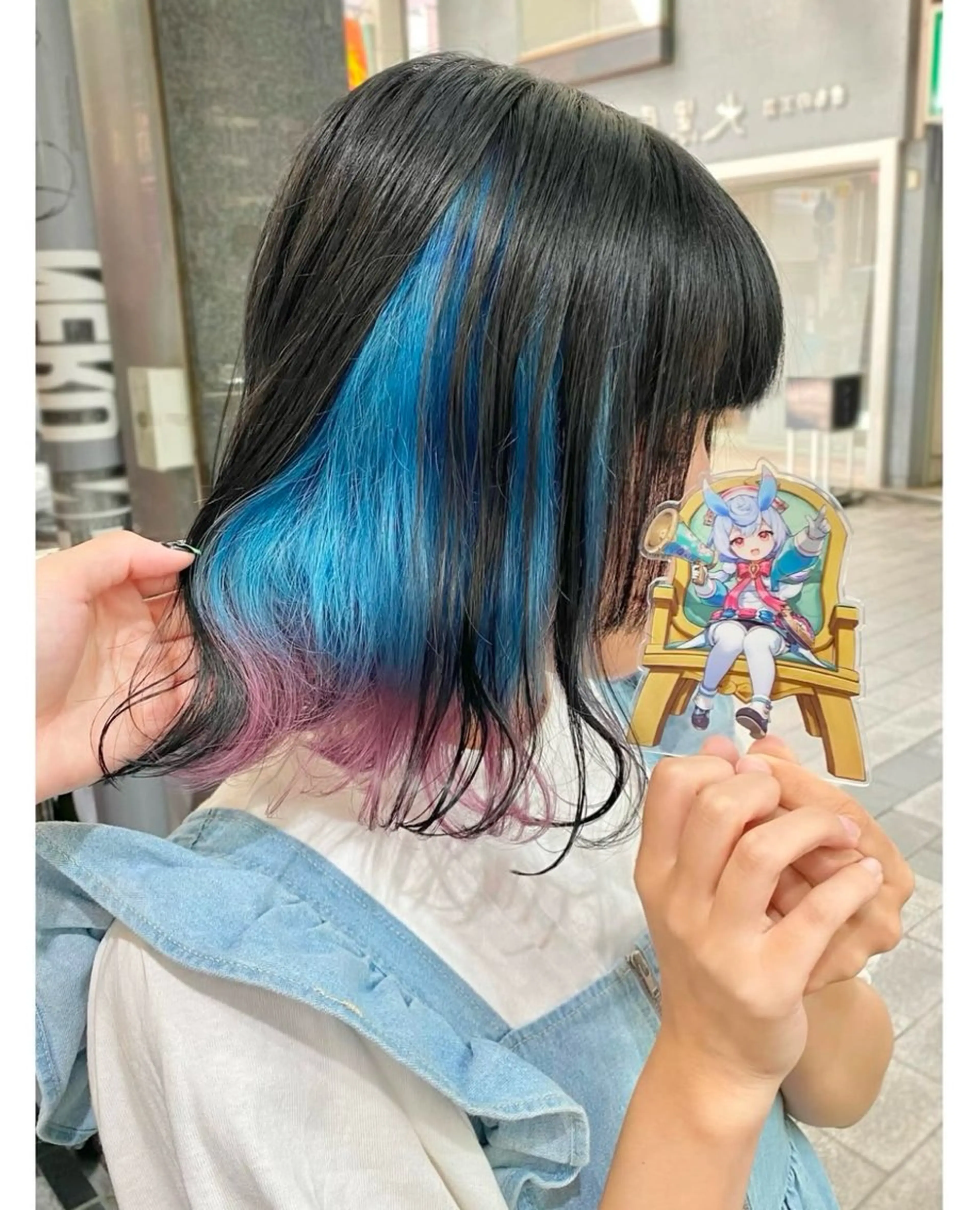 ショート カラー ブリーチ ブルーカラー ピンクカラー ヘアカラー GARU-ガル-所属・TSUNO🦖 派手髪/オタク美容師のヘアスタイル