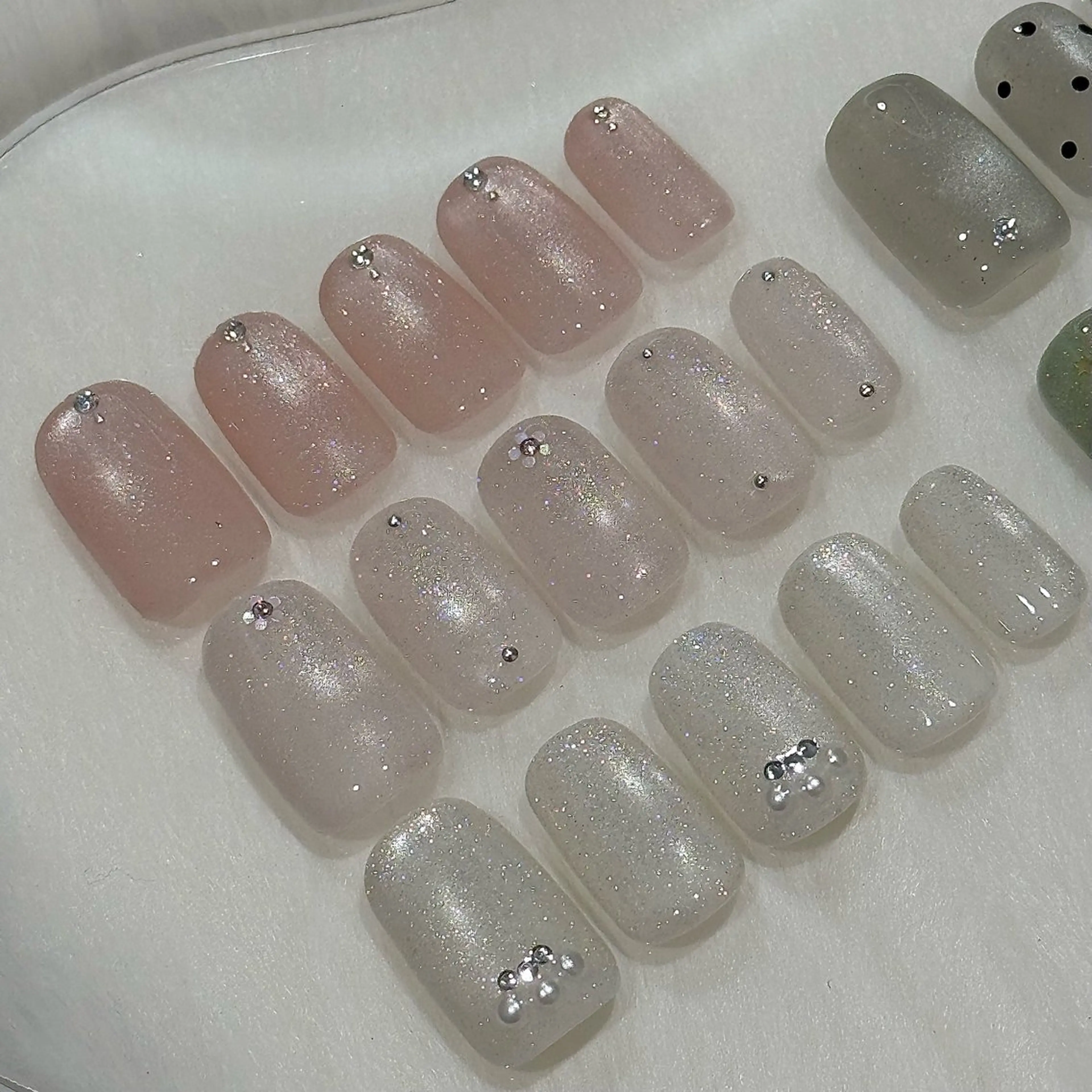 モニター価格⸝⋆*【ハンド】マグネット／オフ無(ストーンのせ可)の写真