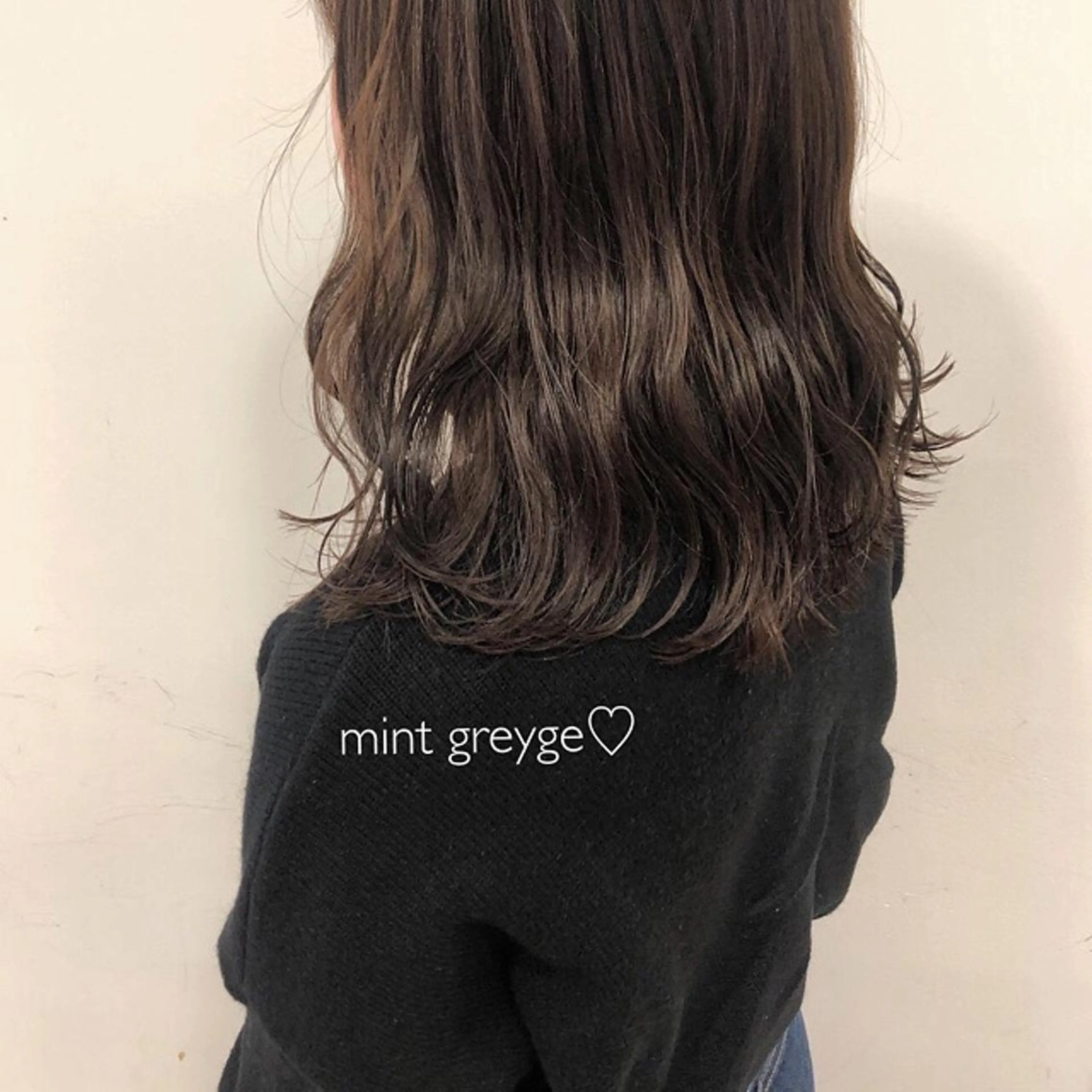 ミディアム カラー GLROW haruhiのヘアスタイル