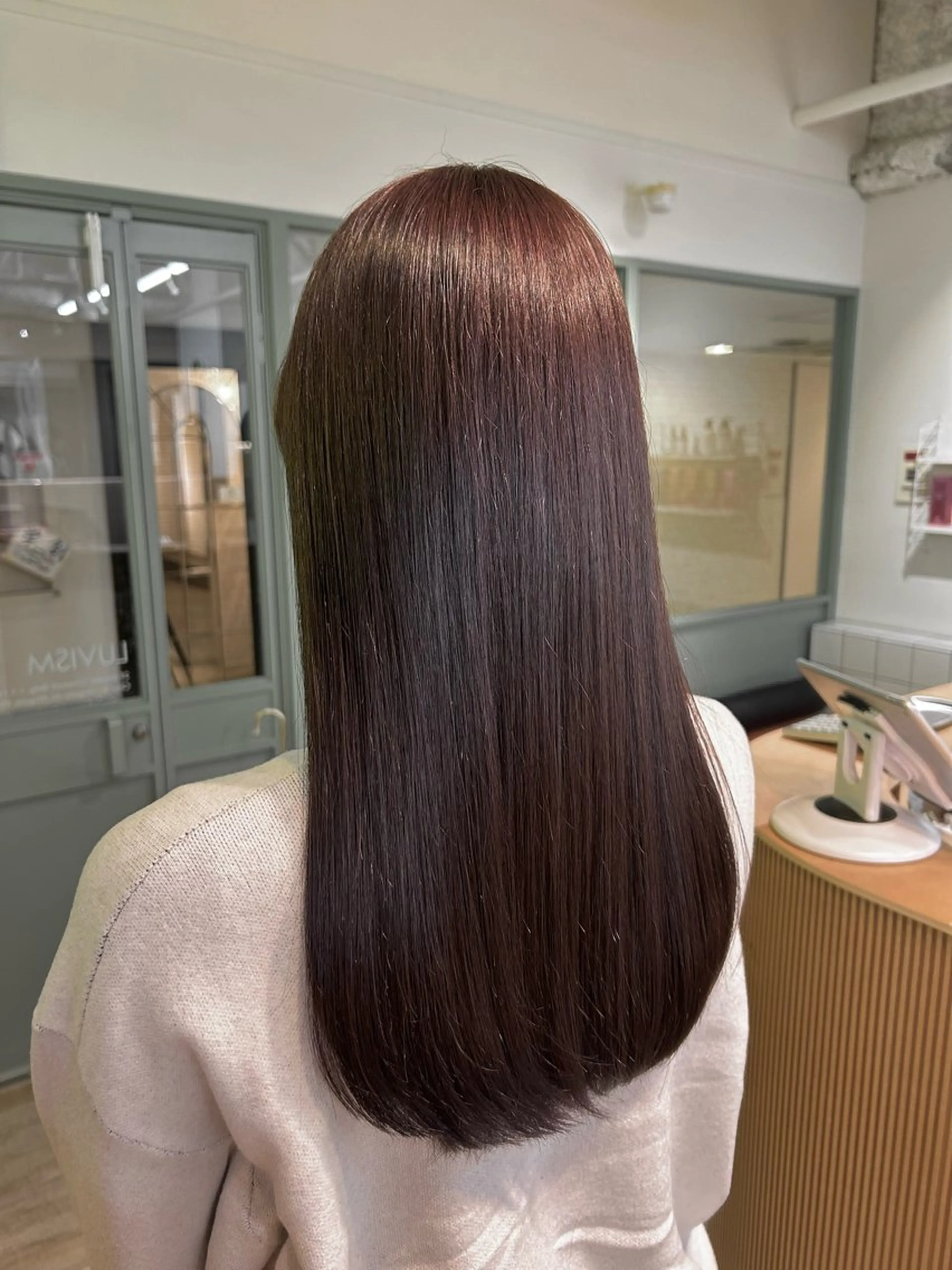 ロング カラー ブリーチ ダブルカラー ブリーチなしカラー カット ヘアカラー ベージュ/ダブルカラ ー/新潟駅/青柳萌果のヘアスタイル