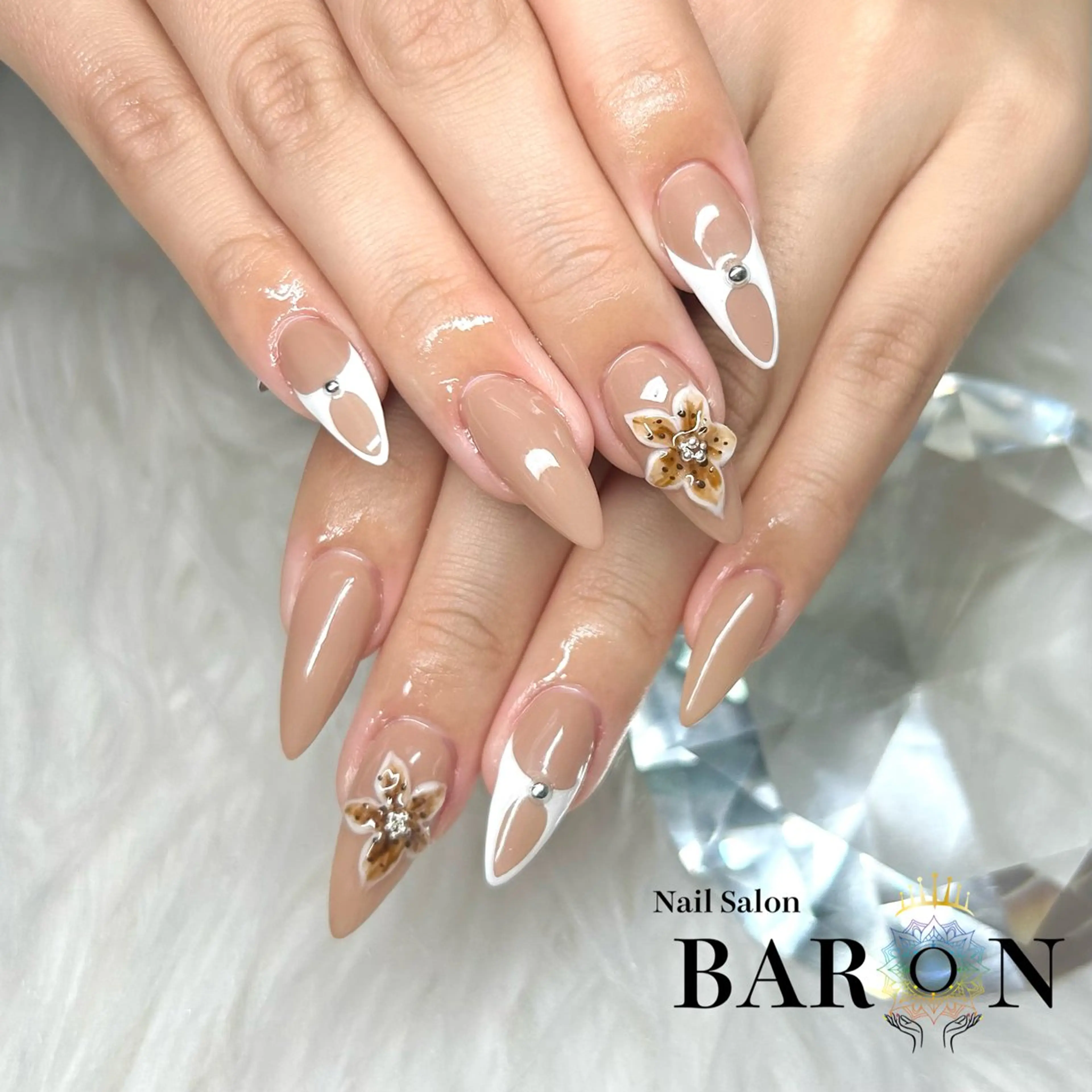 ネイル ブラウン ハンドネイル ♛︎BARON♛︎ SUMIRE.のネイルデザイン