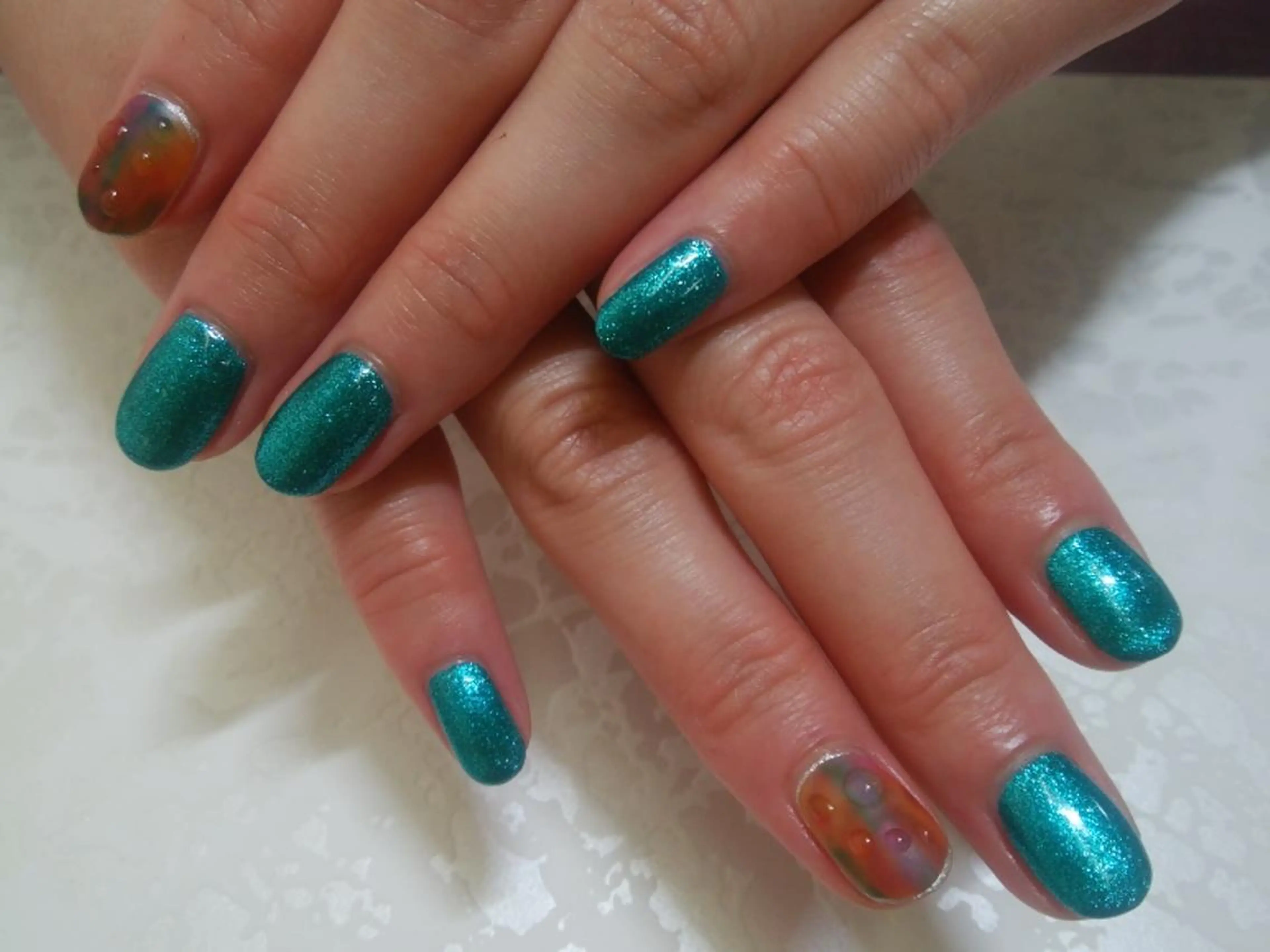 ネイル グリーン ハンドネイル リラクゼーション＆ネイル仙殊~センジュ~所属・senju 　のネイルデザイン