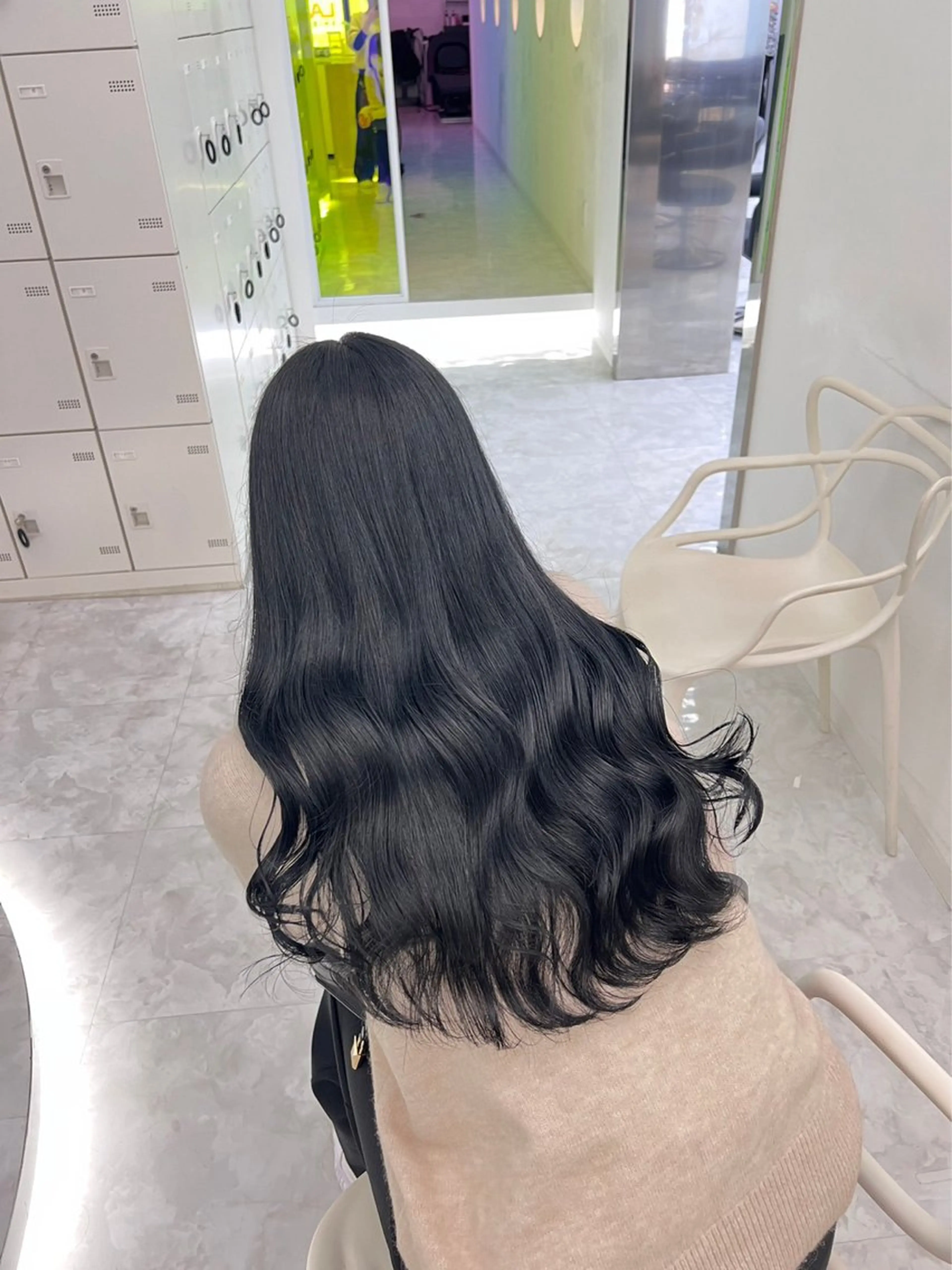 [🇰🇷韓国ヘア🇰🇷]ブルーブラック💙➕顔周りカット💙➕炭酸スパ💙の写真