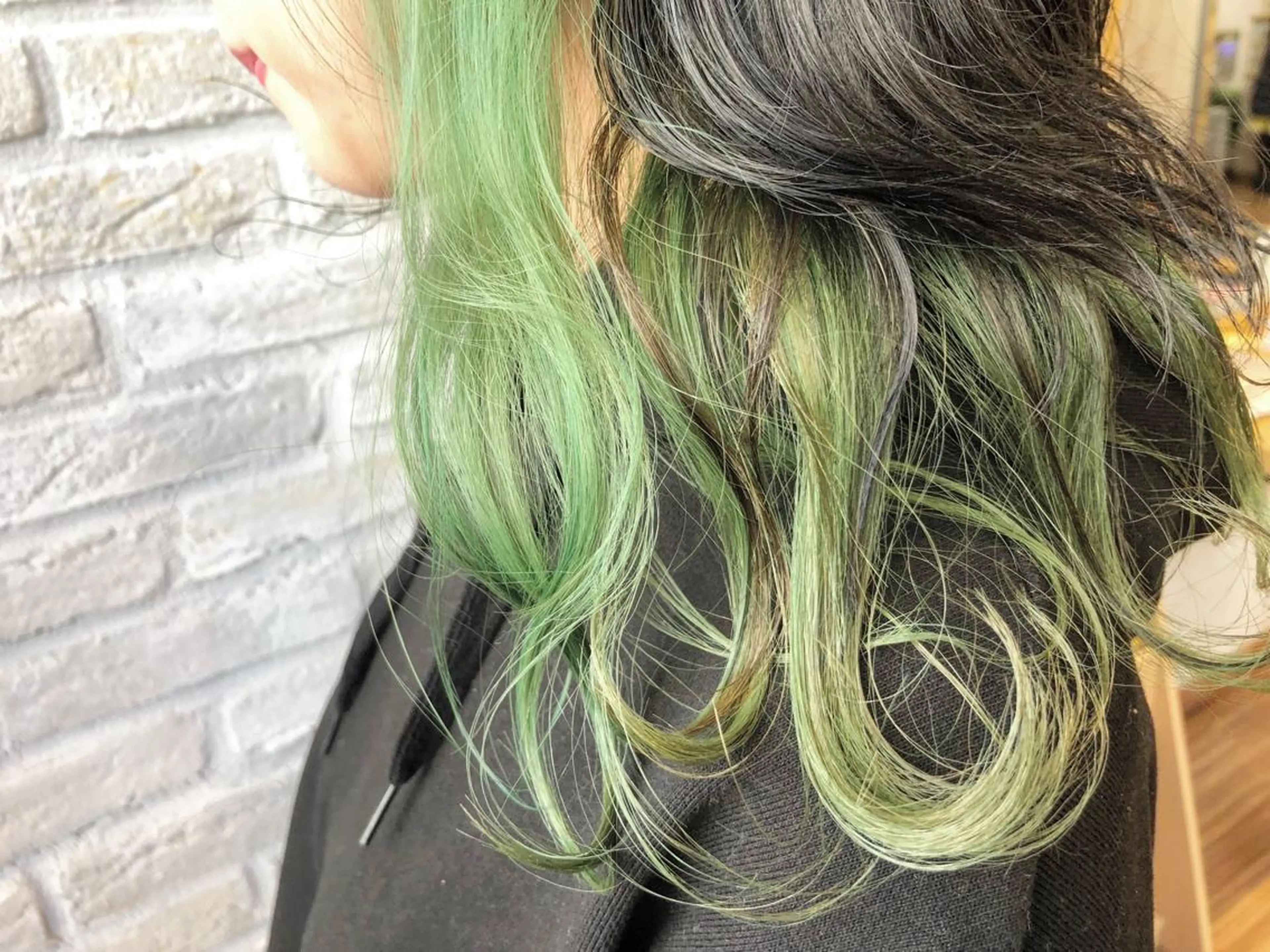 ミディアム カラー ヘアアレンジ ヘアカラー 遠藤 拓馬のヘアスタイル