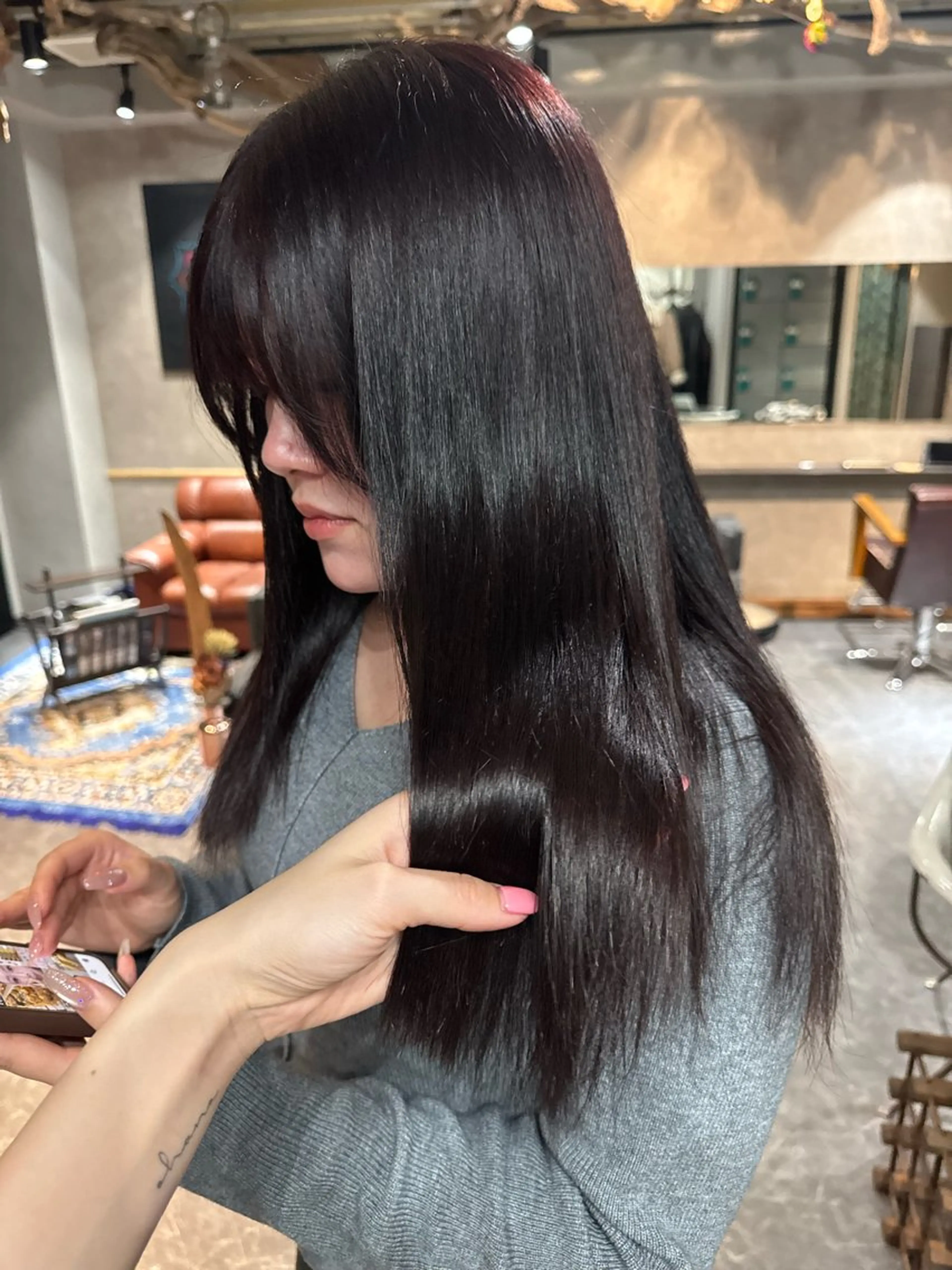 ミディアム カラー パーマ ヘアアレンジ メンズ メンズブリーチ メンズハイトーン アディクシーカラー ベージュカラー ブリーチ カット トリートメント 心斎橋美容室 Junのヘアスタイル