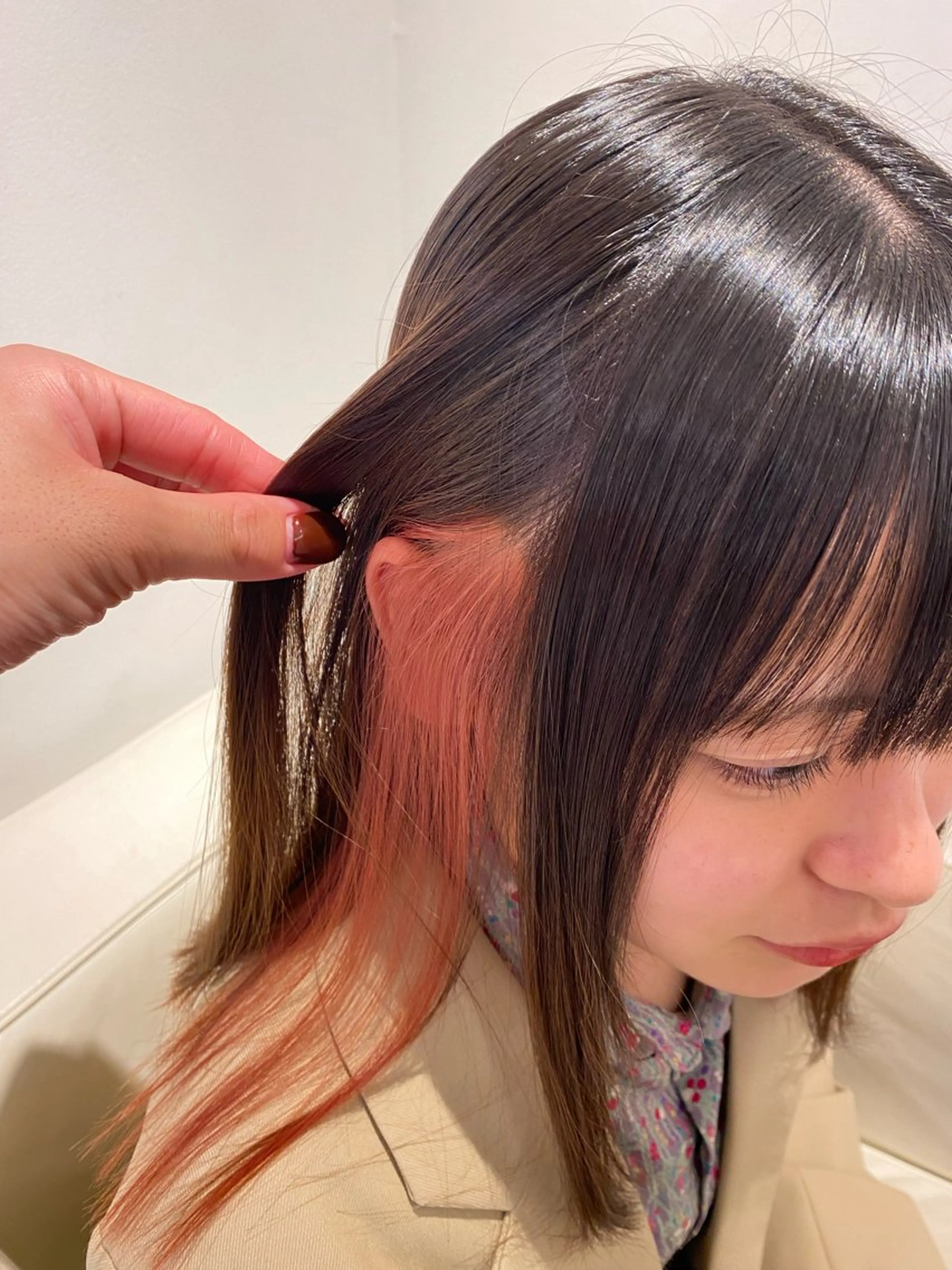 ミディアム カラー ヘアカラー トリートメント ベレーザ渋谷所属・🦋ハイトーン・髪質 改善🦋成嶋 朋希のヘアスタイル