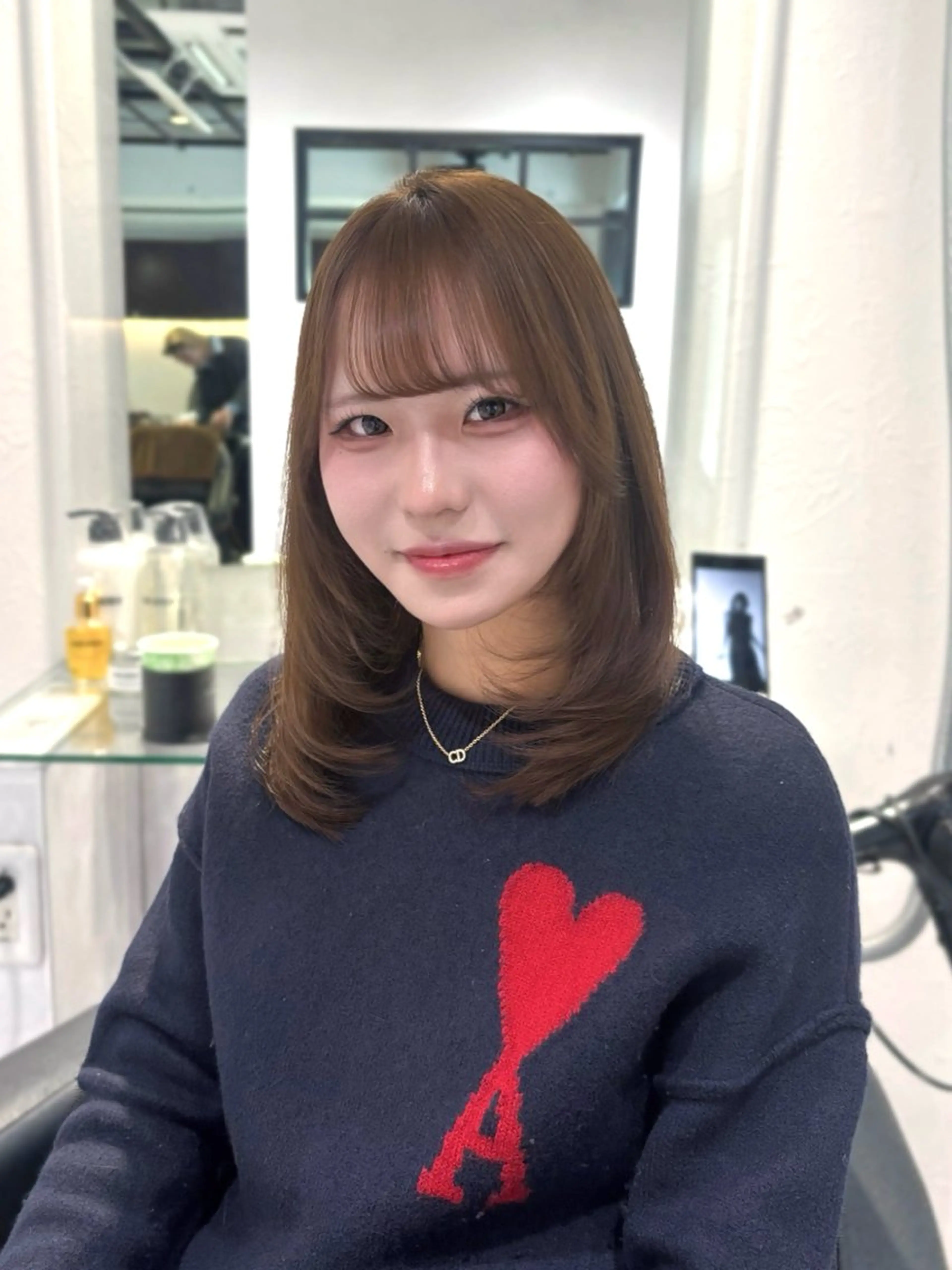 ロング カラー ベージュカラー ブリーチ ダブルカラー ブリーチなしカラー オリーブベージュ ヘアカラー トリートメント ヘッドスパ ヘアセット 表参道♡暗髪^ྀི 艶カラー♡アユミのヘアスタイル
