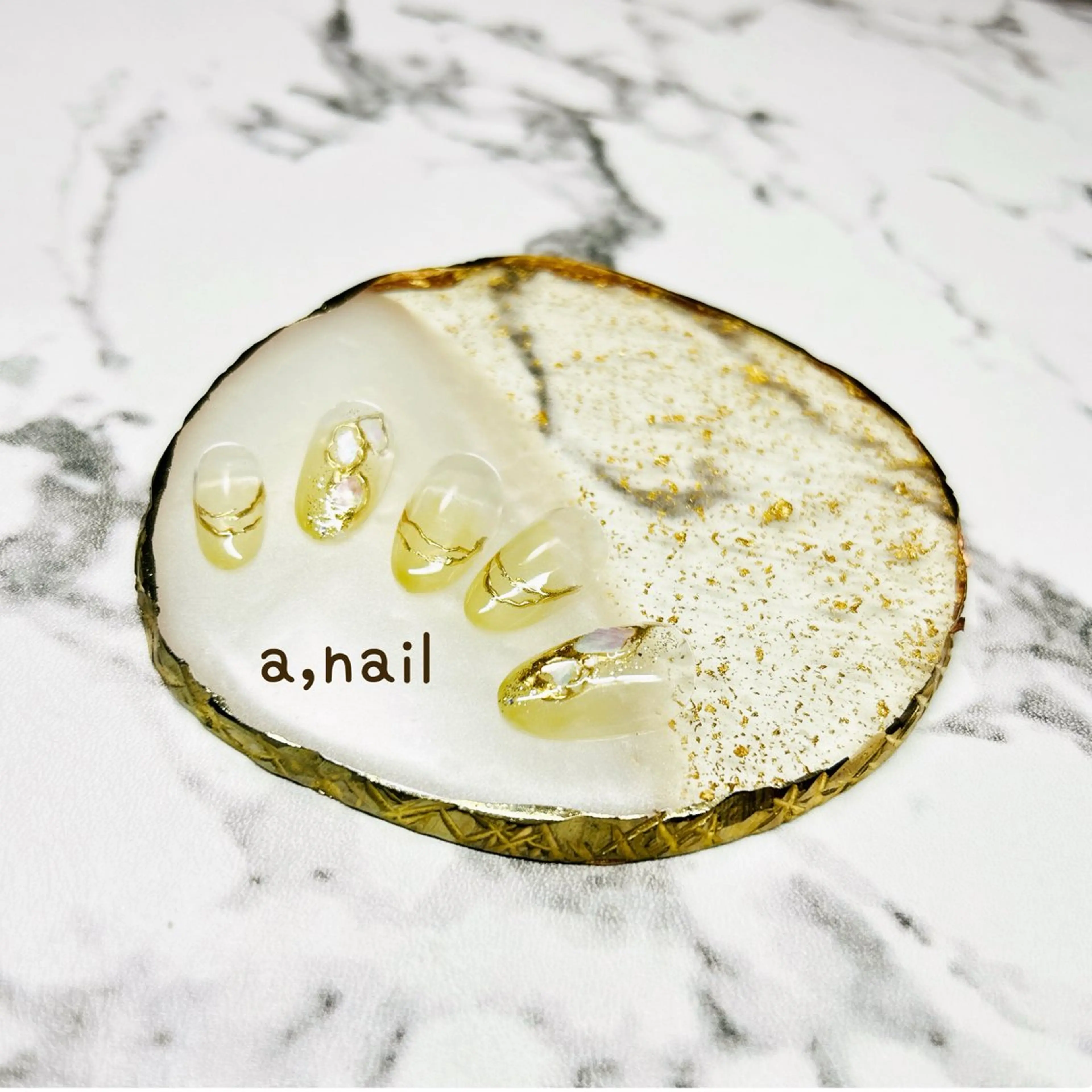 (ご新規様無料ソフトジェルオフあり/オフなし)定額5680円コースの写真