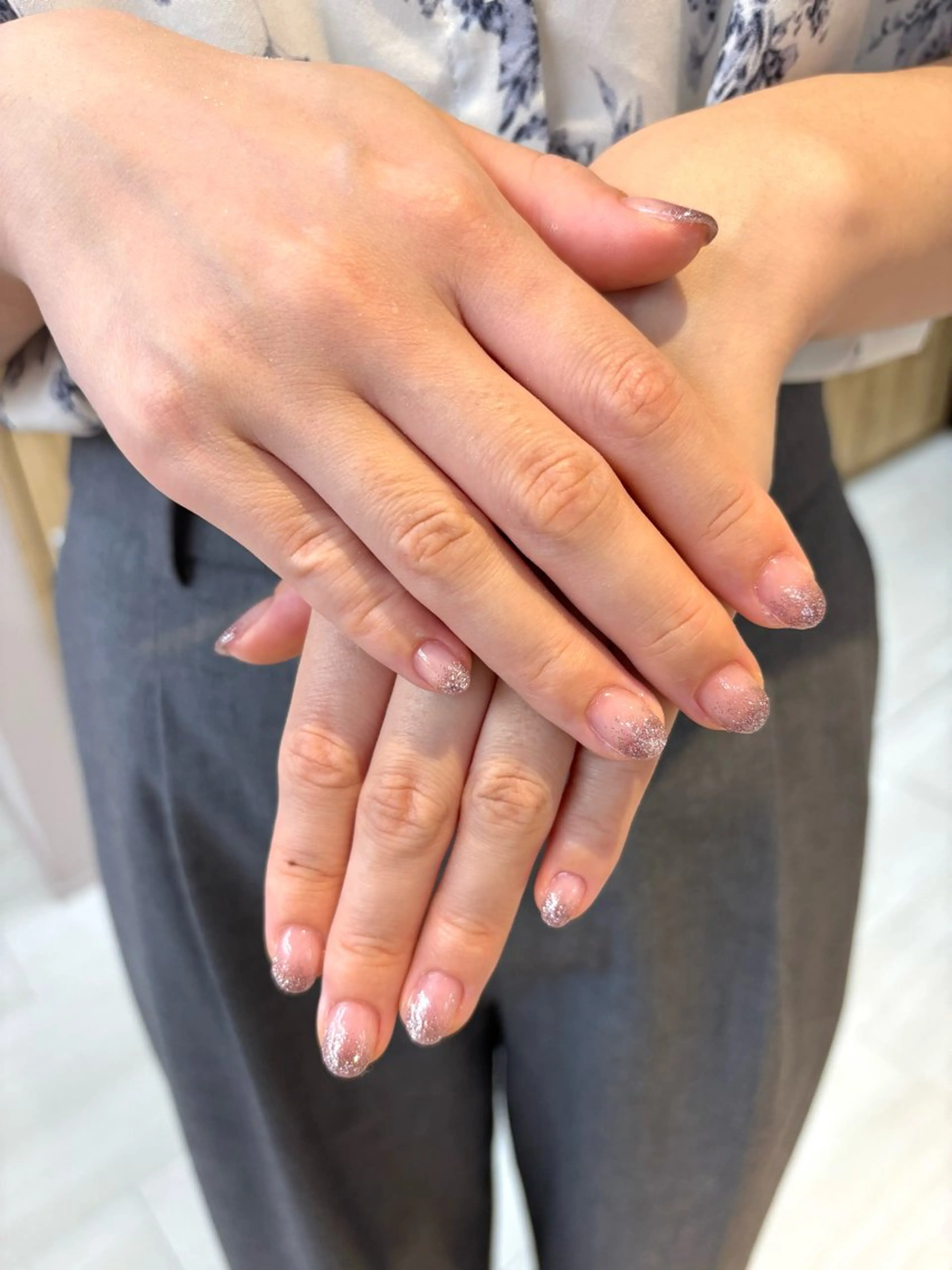 ネイル グラデーション ラメ(グリッター) パープル saki nail9のネイルデザイン