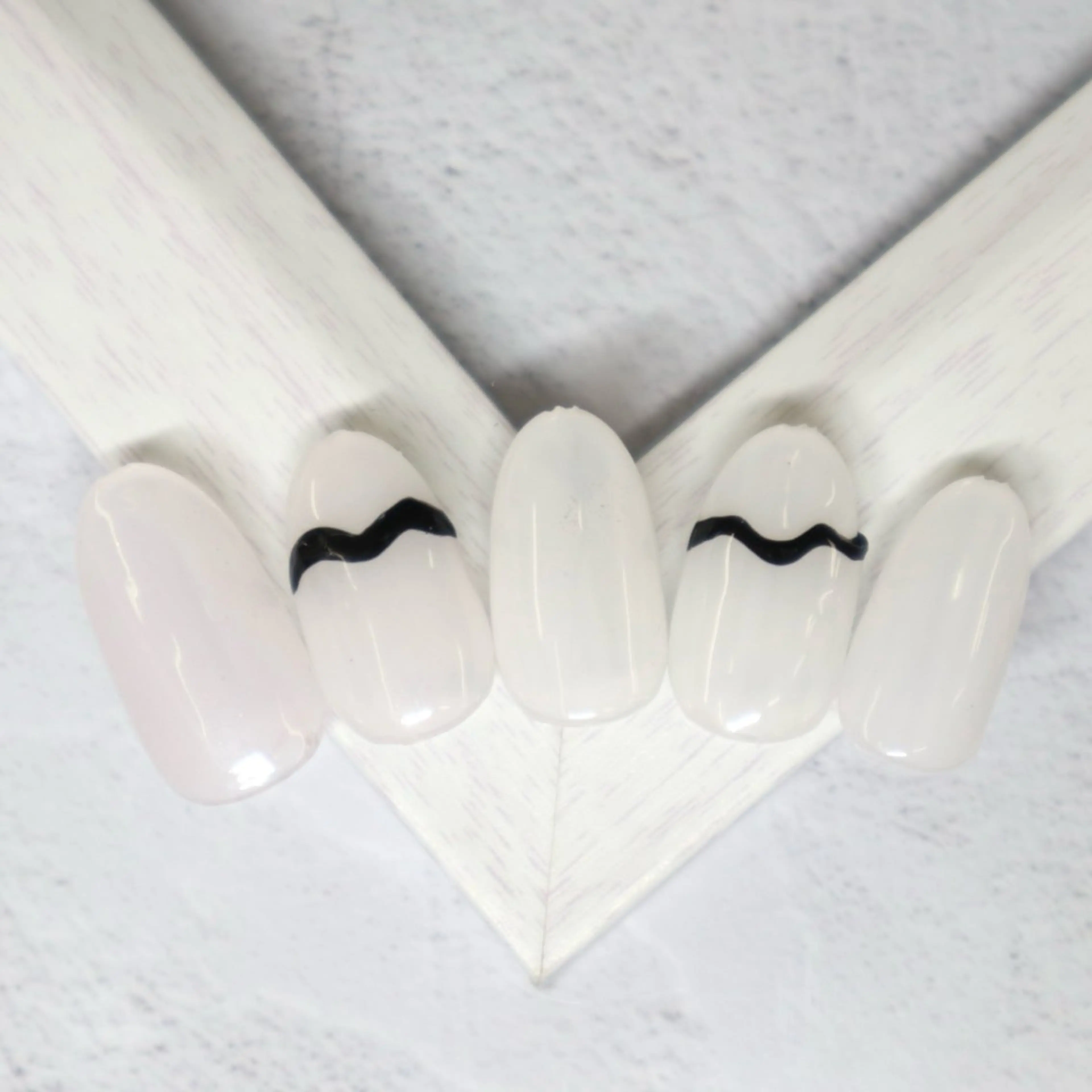 ネイル L‘ねいる 江坂店 エルネイルエサカテンのネイルデザイン