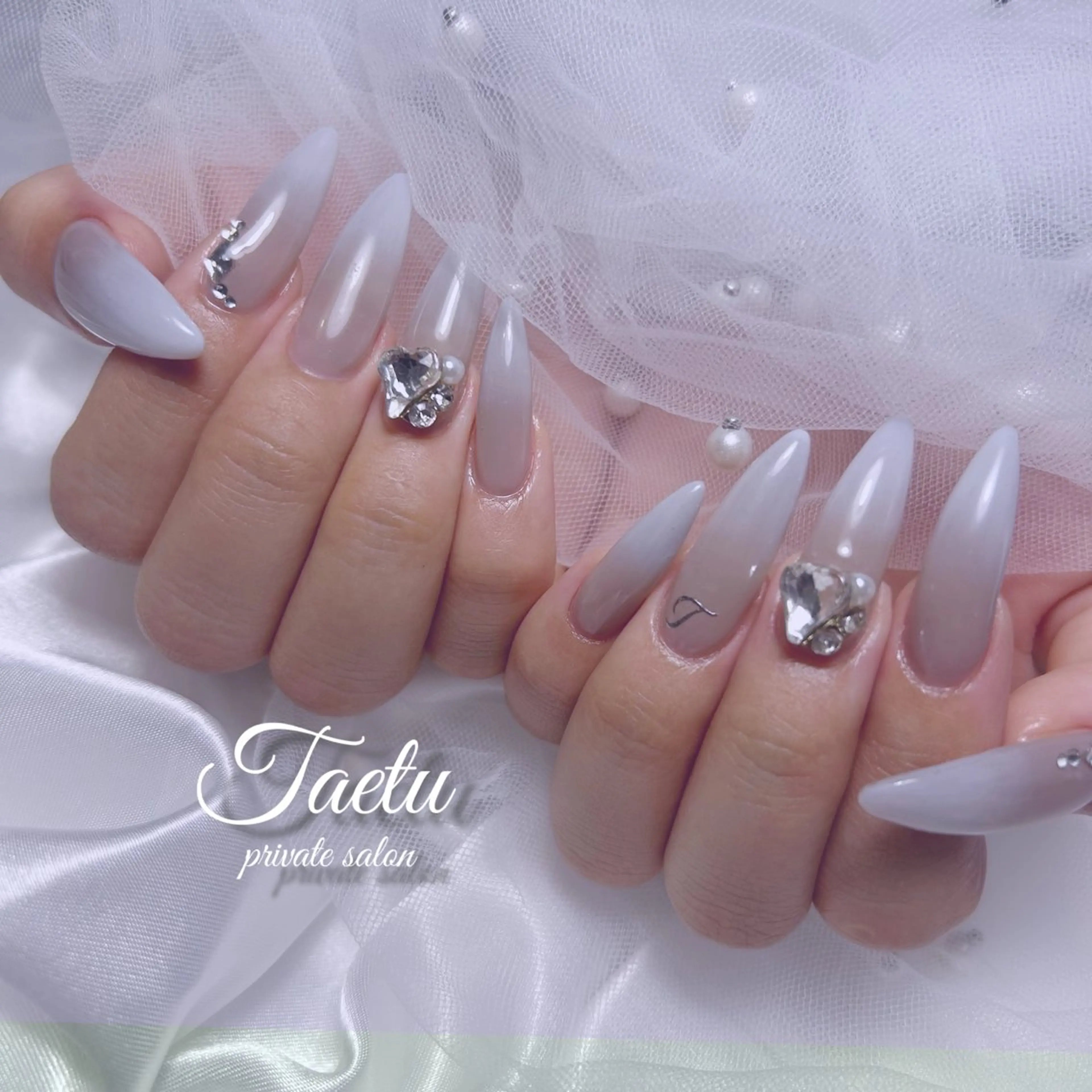 ネイル 𝐓𝐀𝐄𝐓𝐔 💜Ayumiのネイルデザイン