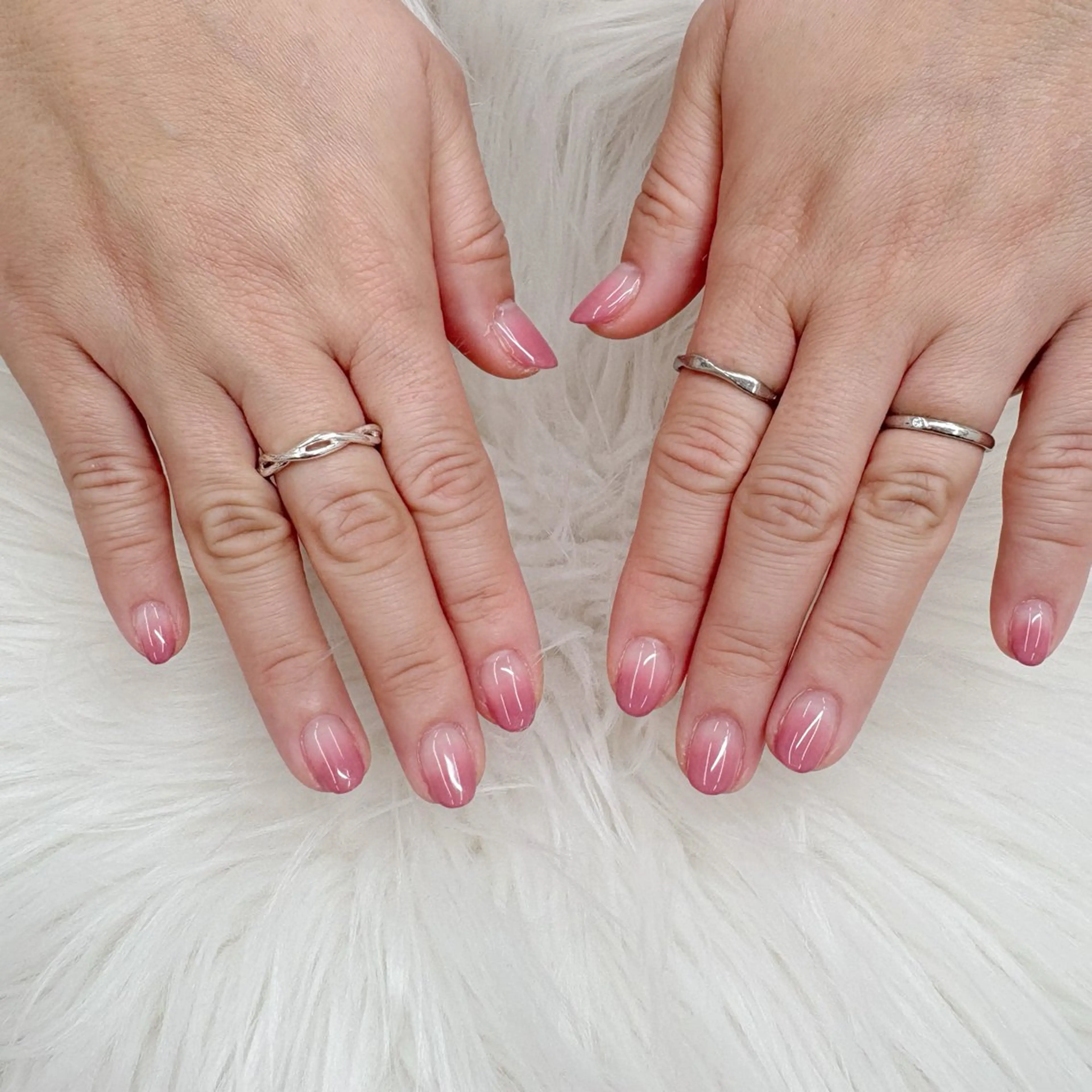 ネイル グラデーション ピンク ハンドネイル エリクサーネイル池袋 大谷のネイルデザイン