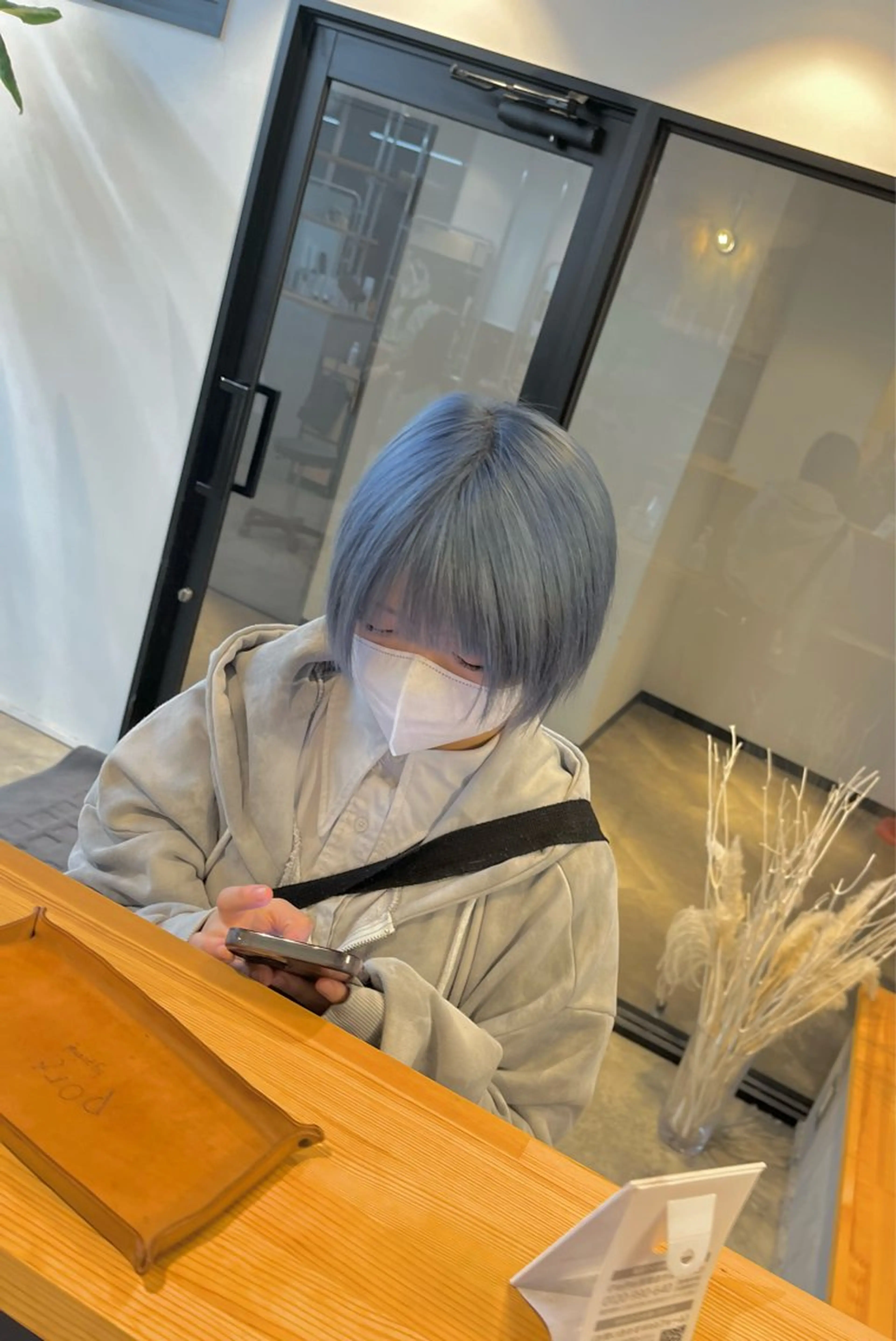 ショート カラー ヘアカラー ハイトーンカラ ー/小川のヘアスタイル