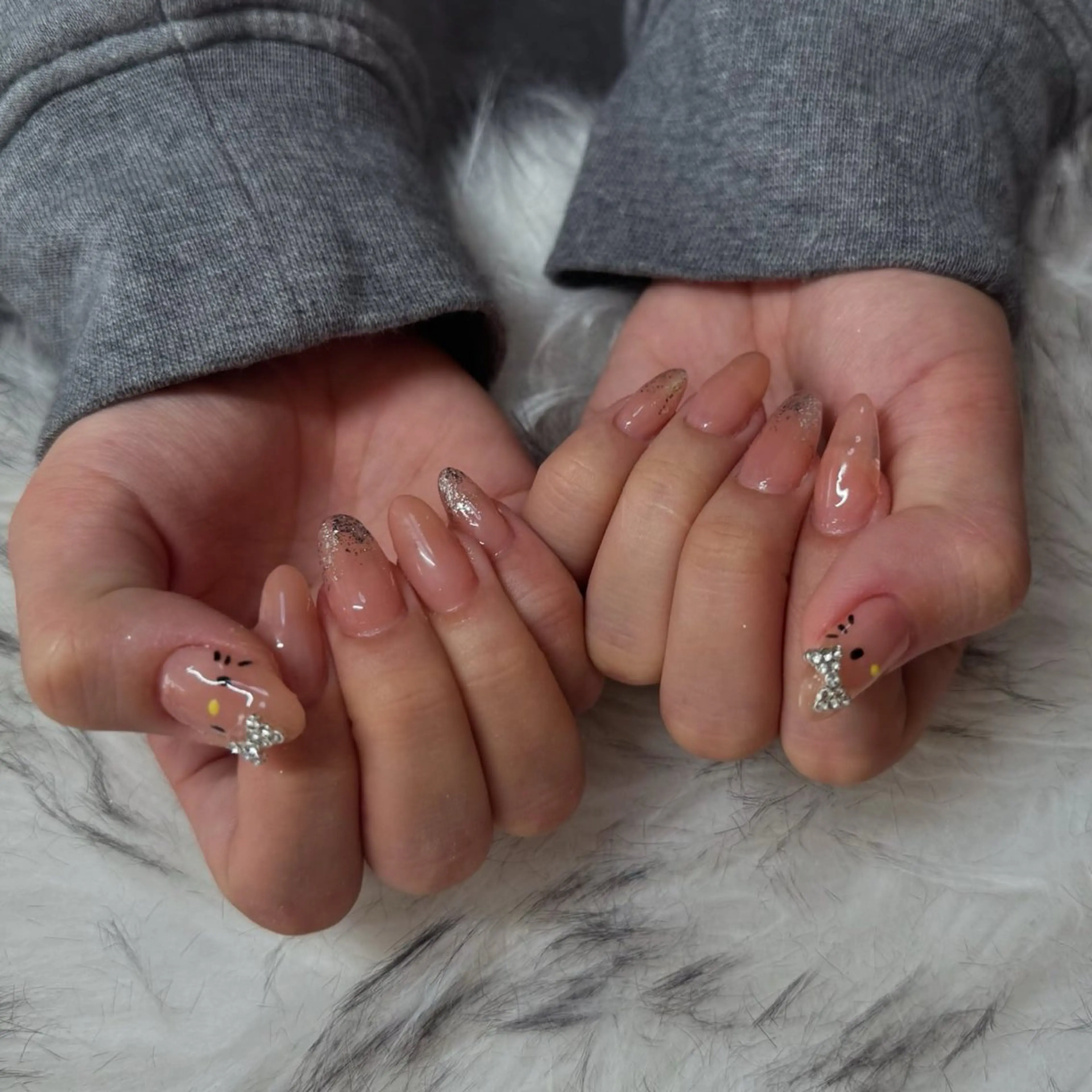 セミロング ハンドネイル mao .のネイルデザイン