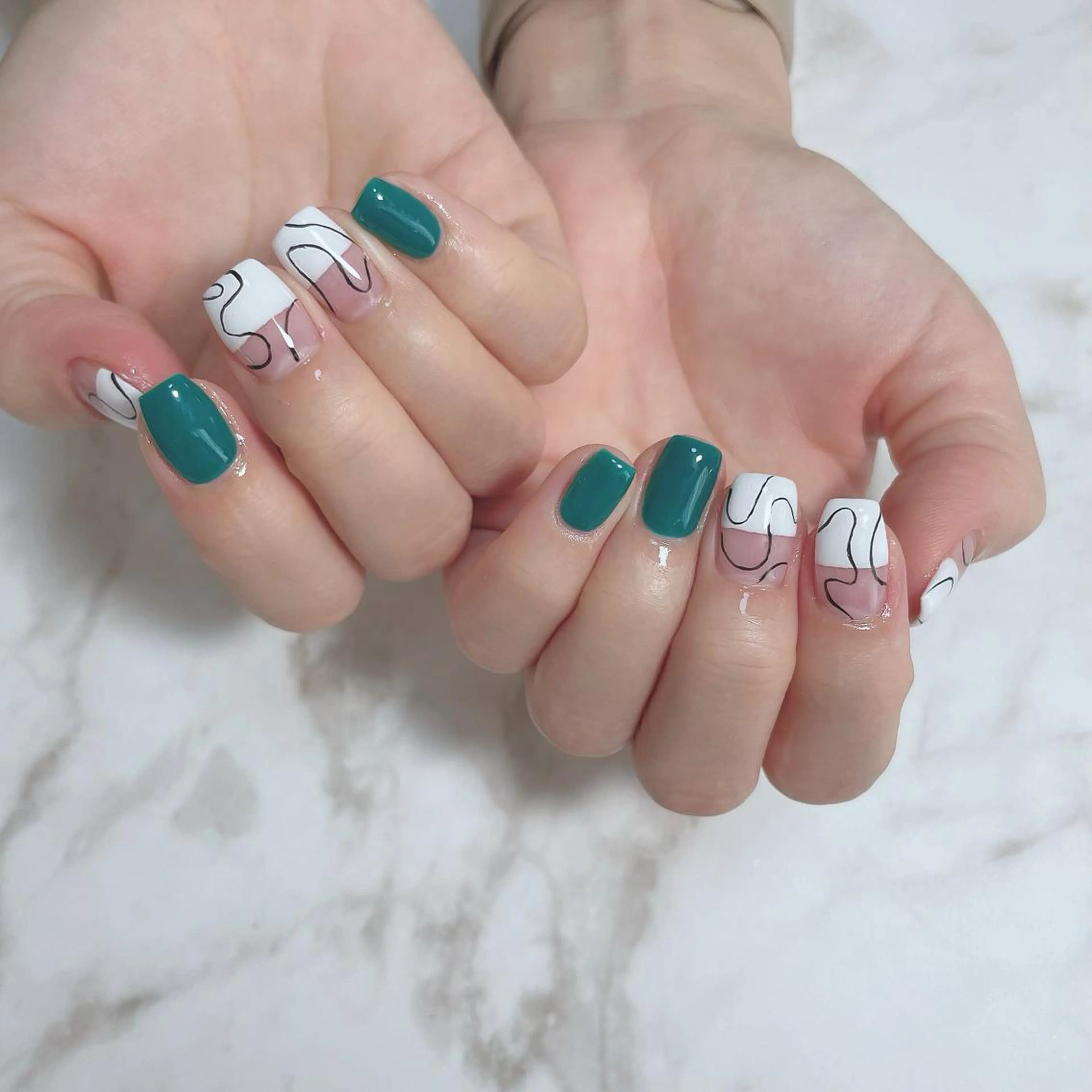 ネイル ハンドネイル salon de belnetta所属・kayo 💅のネイルデザイン