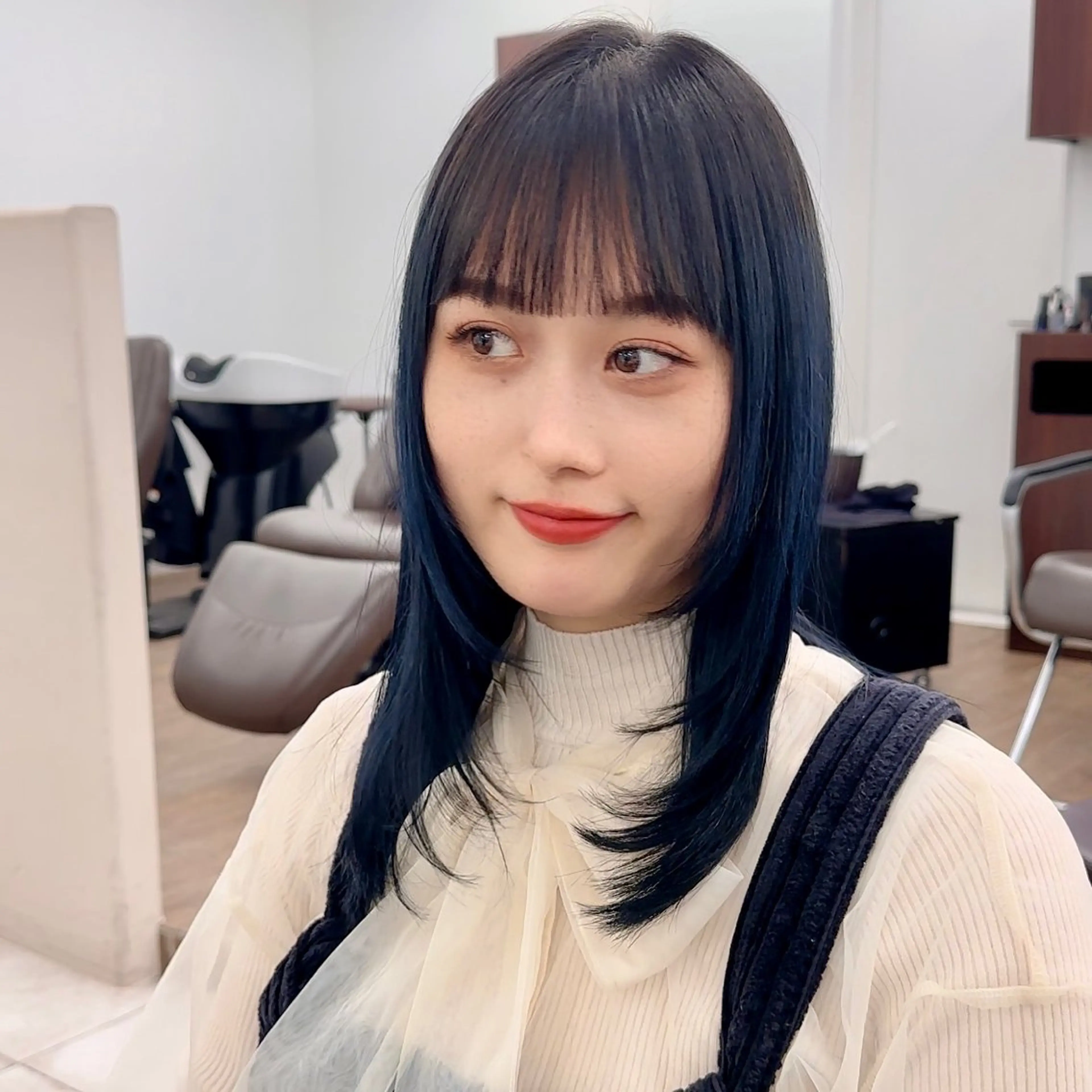 セミロング カラー ブリーチなし/レイヤ ー特化🌈Tommyのヘアスタイル