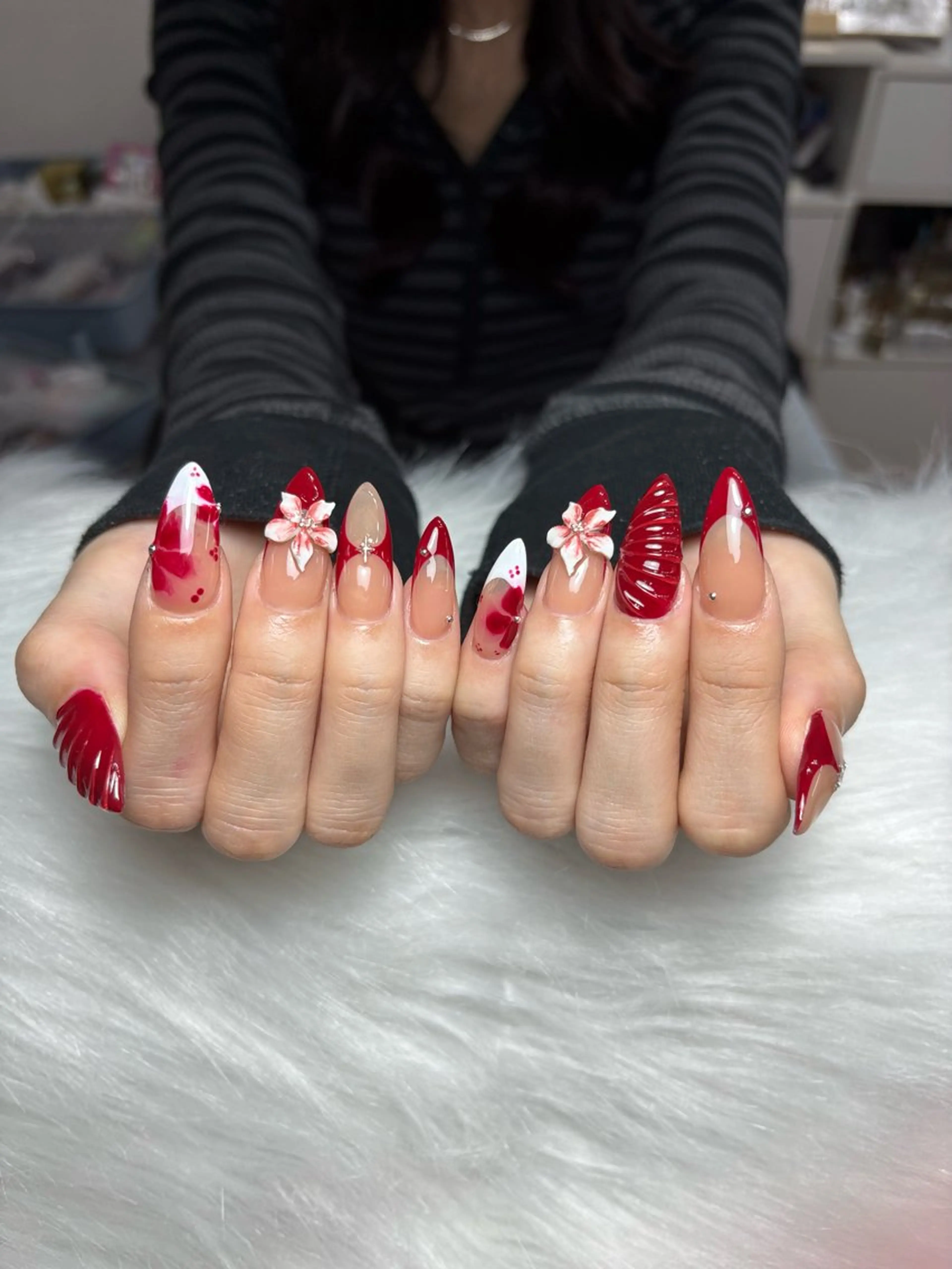 ネイル アートネイル 長さ出し ジェルネイル マグネットネイル ニュアンスネイル なな_ CloudyChanのネイルデザイン