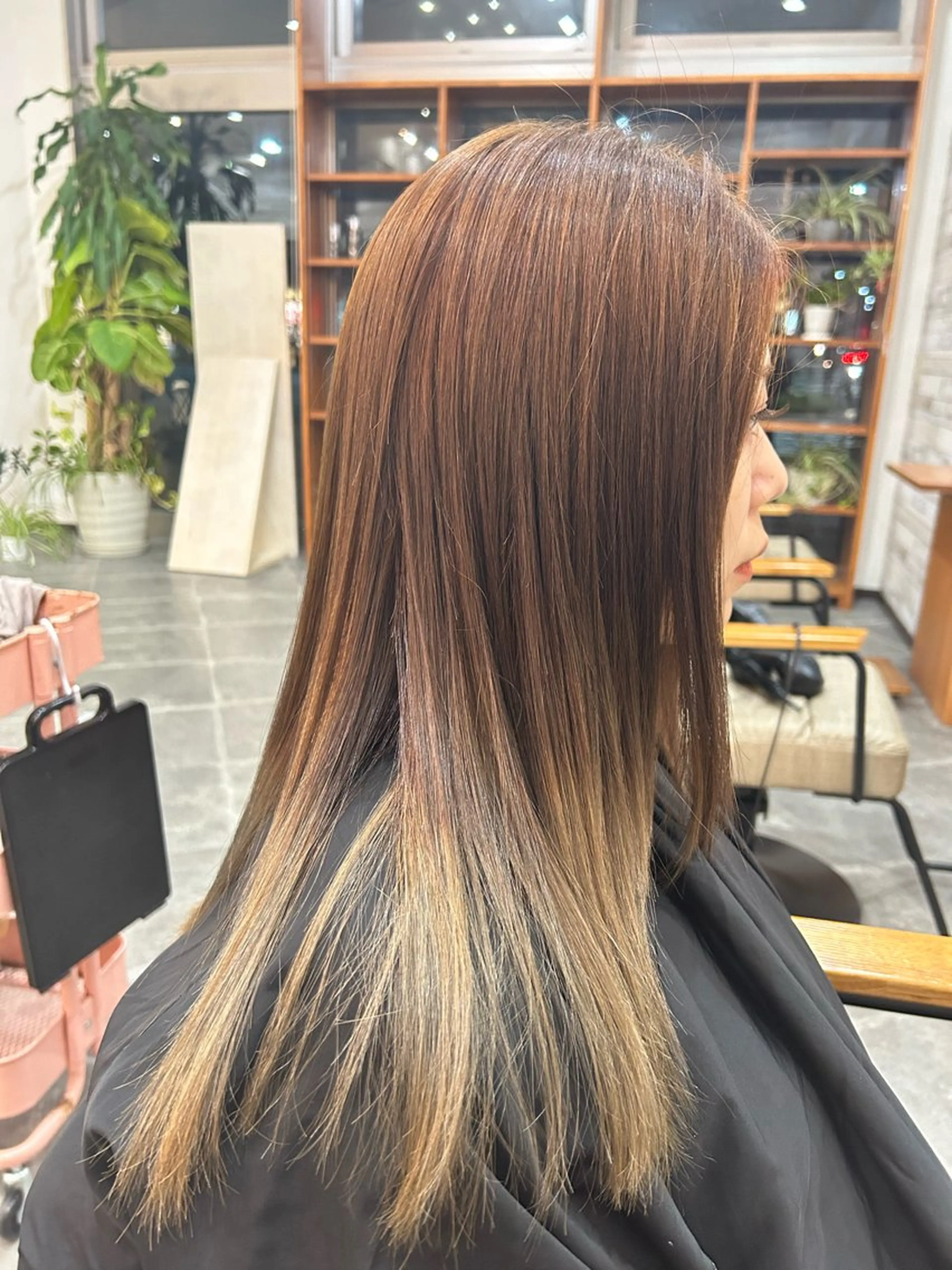 グラデーションカラー＋オンカラー　　肩まで3500円の写真