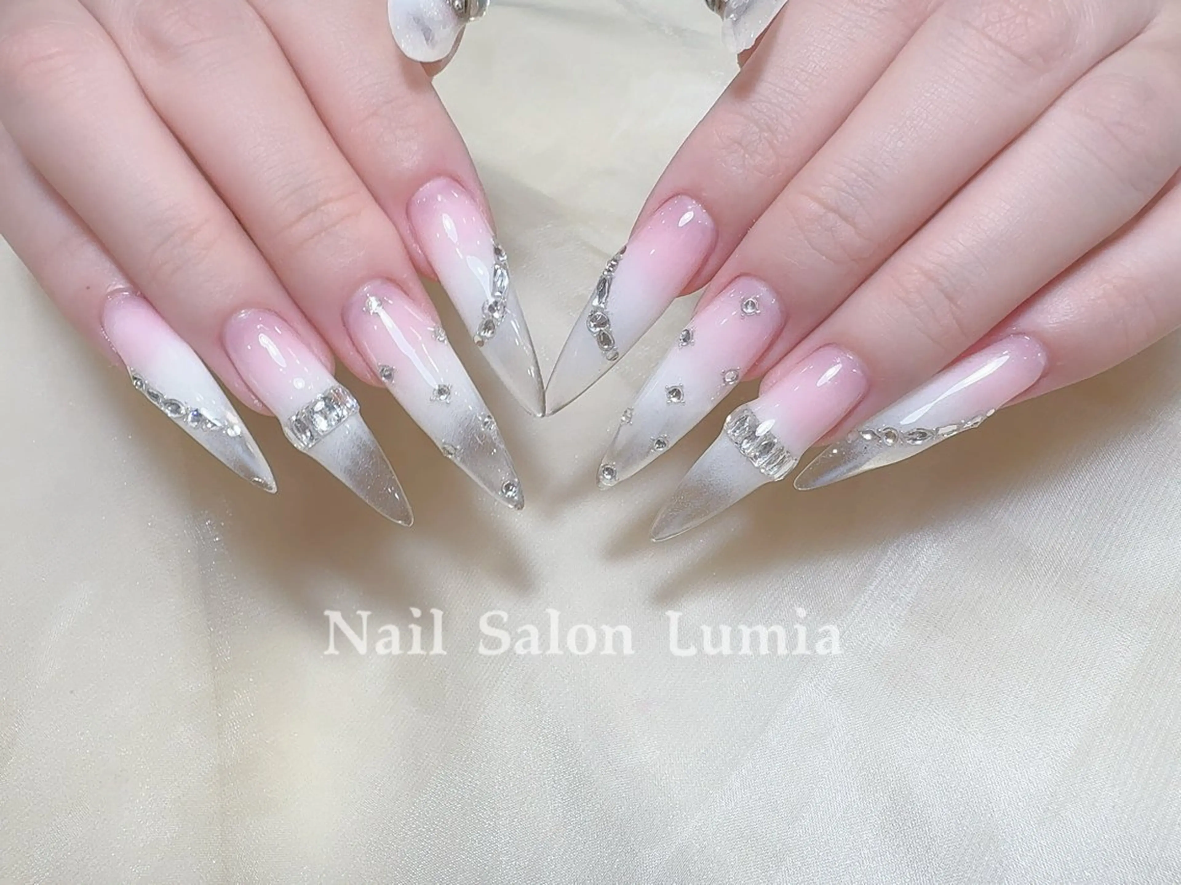 ネイル ハンドネイル ネイルサロン ルミア Lumia 店長のネイルデザイン