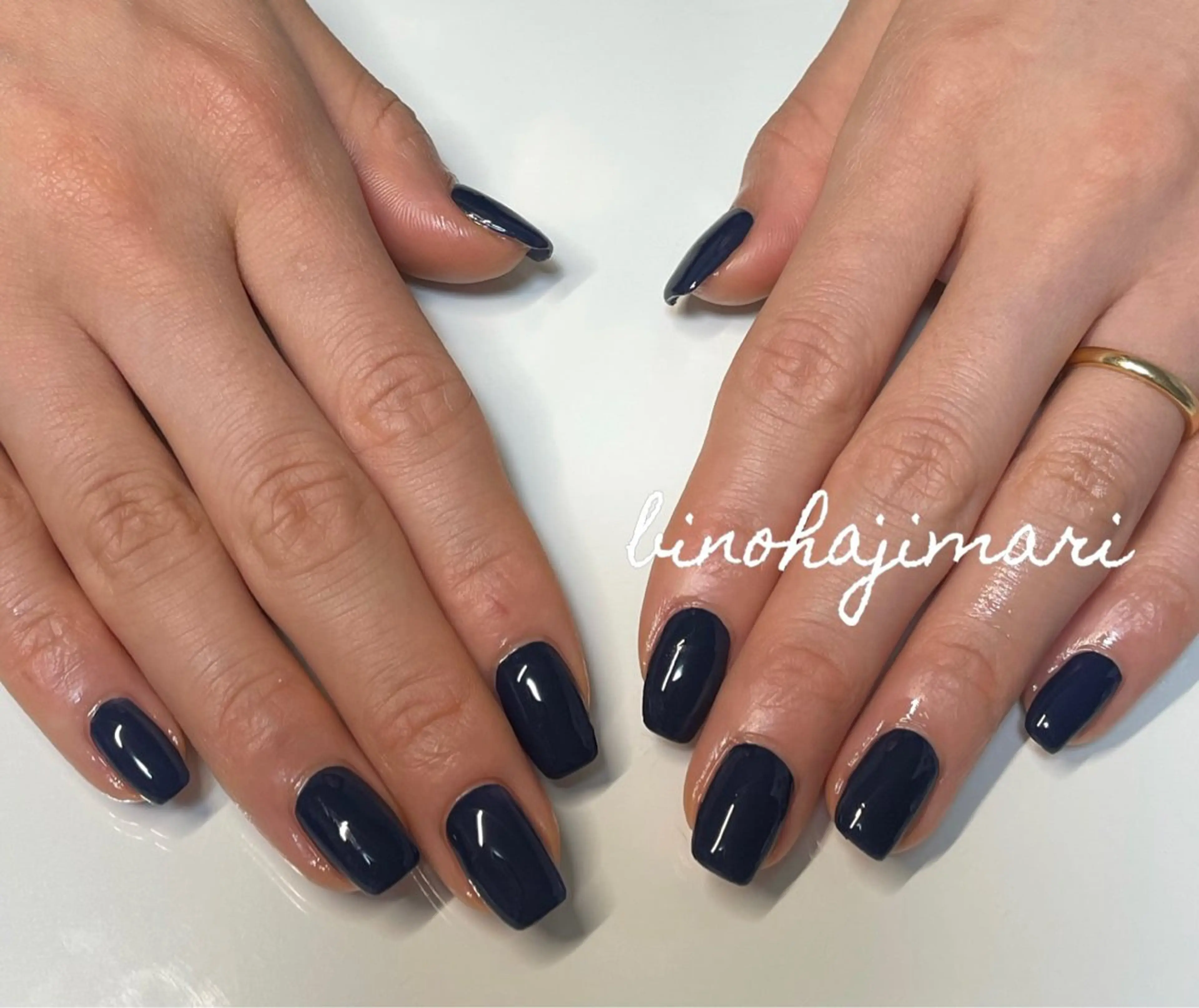 ネイル アートネイル フラッシュネイル ラメ(グリッター) ネイビー ワンカラーネイル ♡Bivi♡自爪に 優しいネイルサロンのネイルデザイン