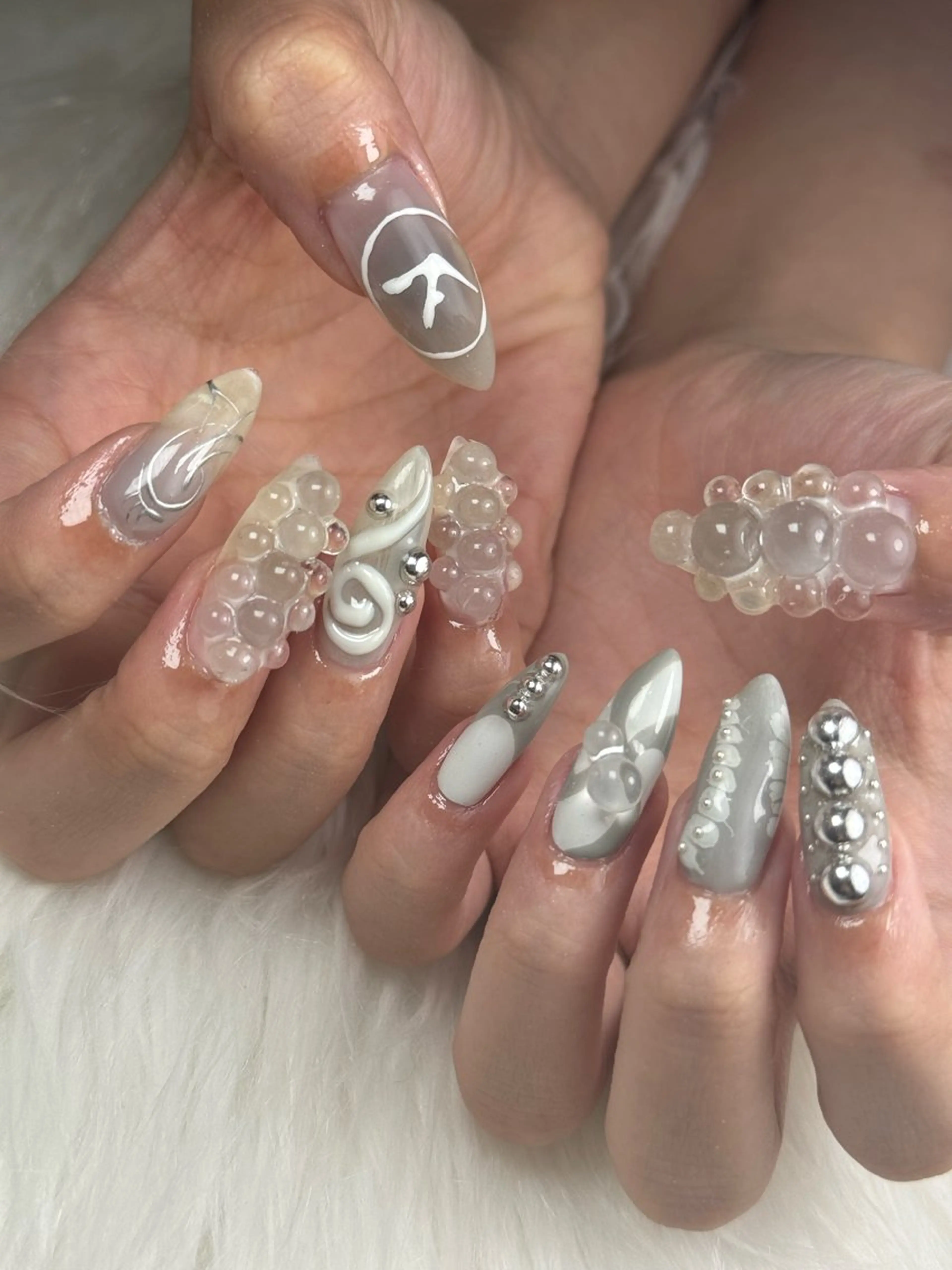 ネイル ハンドネイル Nail Salon L'arc所属・💊大阪/心斎橋 moni🧠のネイルデザイン