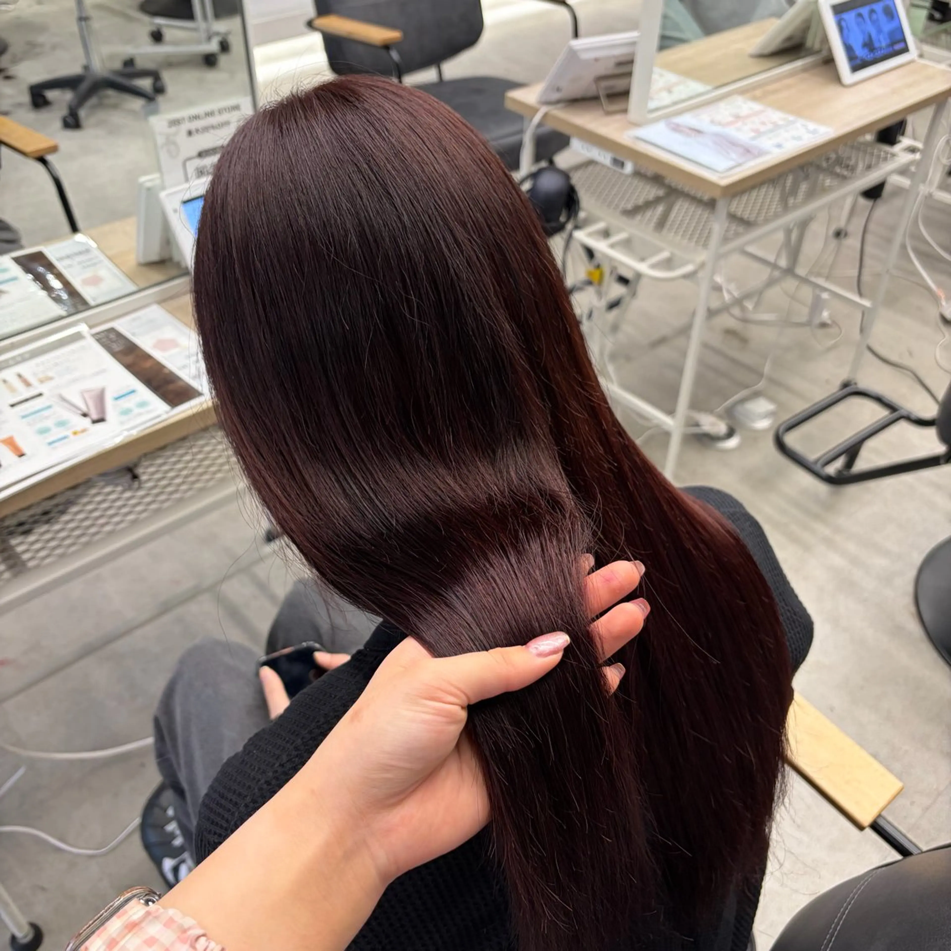 ロング カラー ヘアカラー ななみ.⋆𝜗𝜚 艶カラー/まつパのヘアスタイル