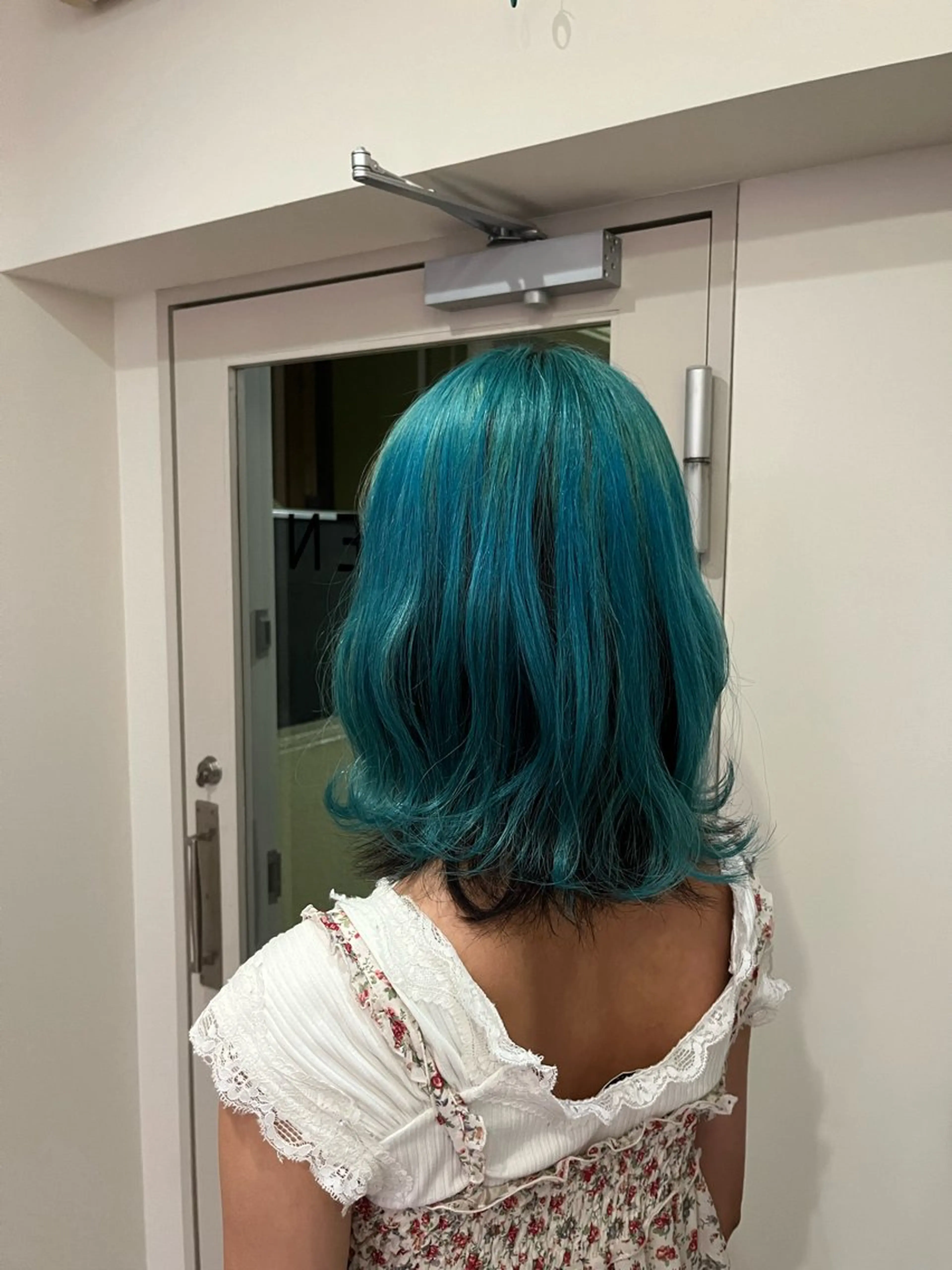 ミディアム カラー ミント ミントグリーン ヘアカラー くすみカラー/ パーマ/ろーれんのヘアスタイル