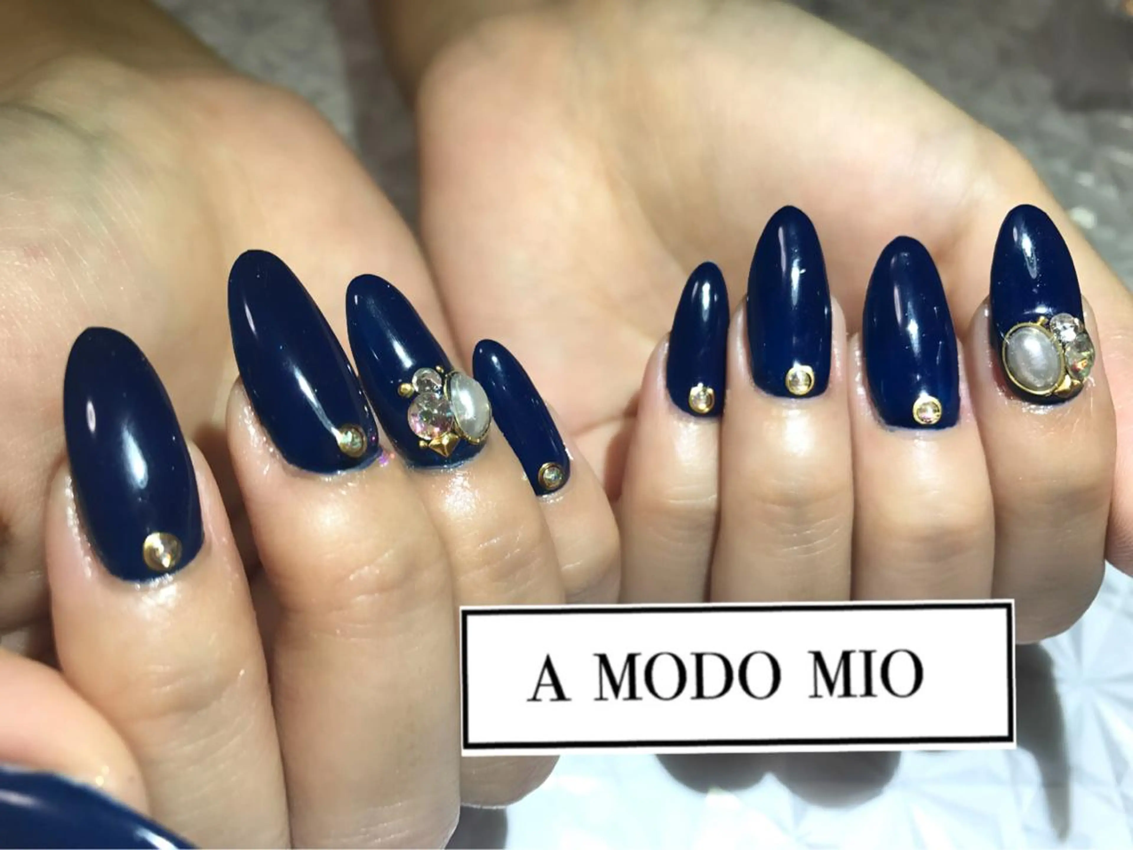 ネイル A MODO MIOのネイルデザイン