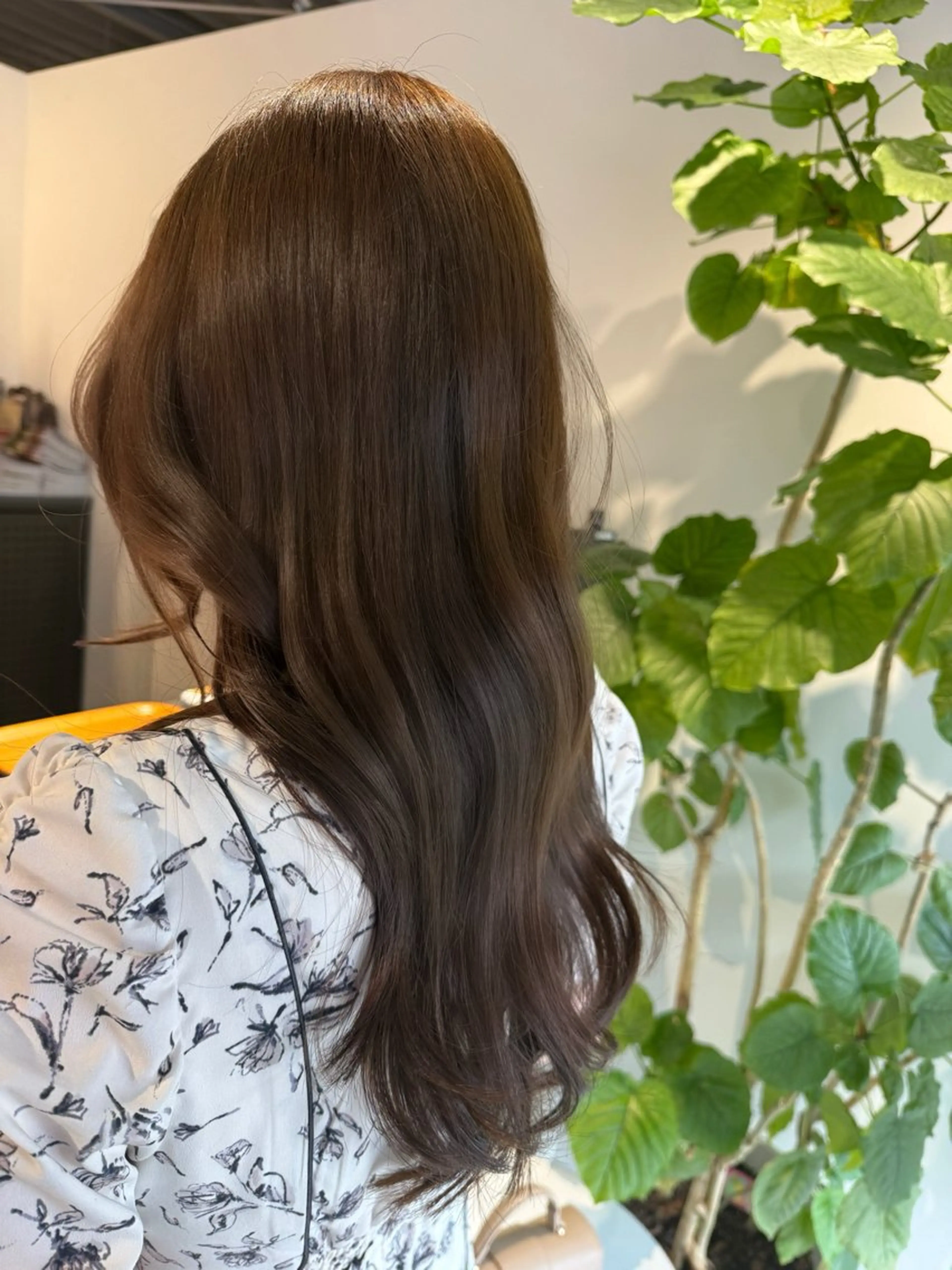 ロング 井手上 陽菜のヘアスタイル