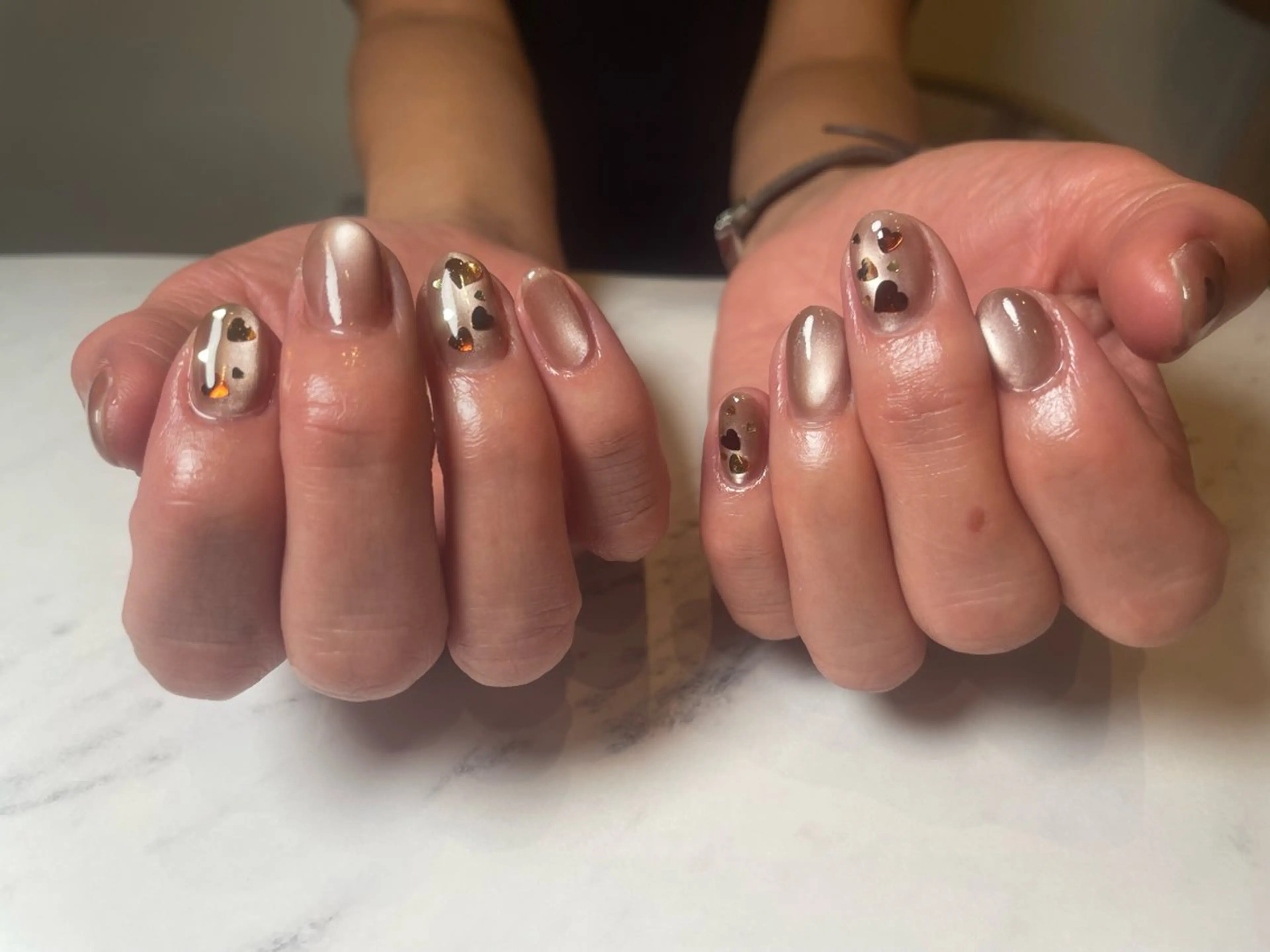 ネイル ハート ホログラムネイル マグネットネイル ハンドネイル 吉川 由喜枝のネイルデザイン