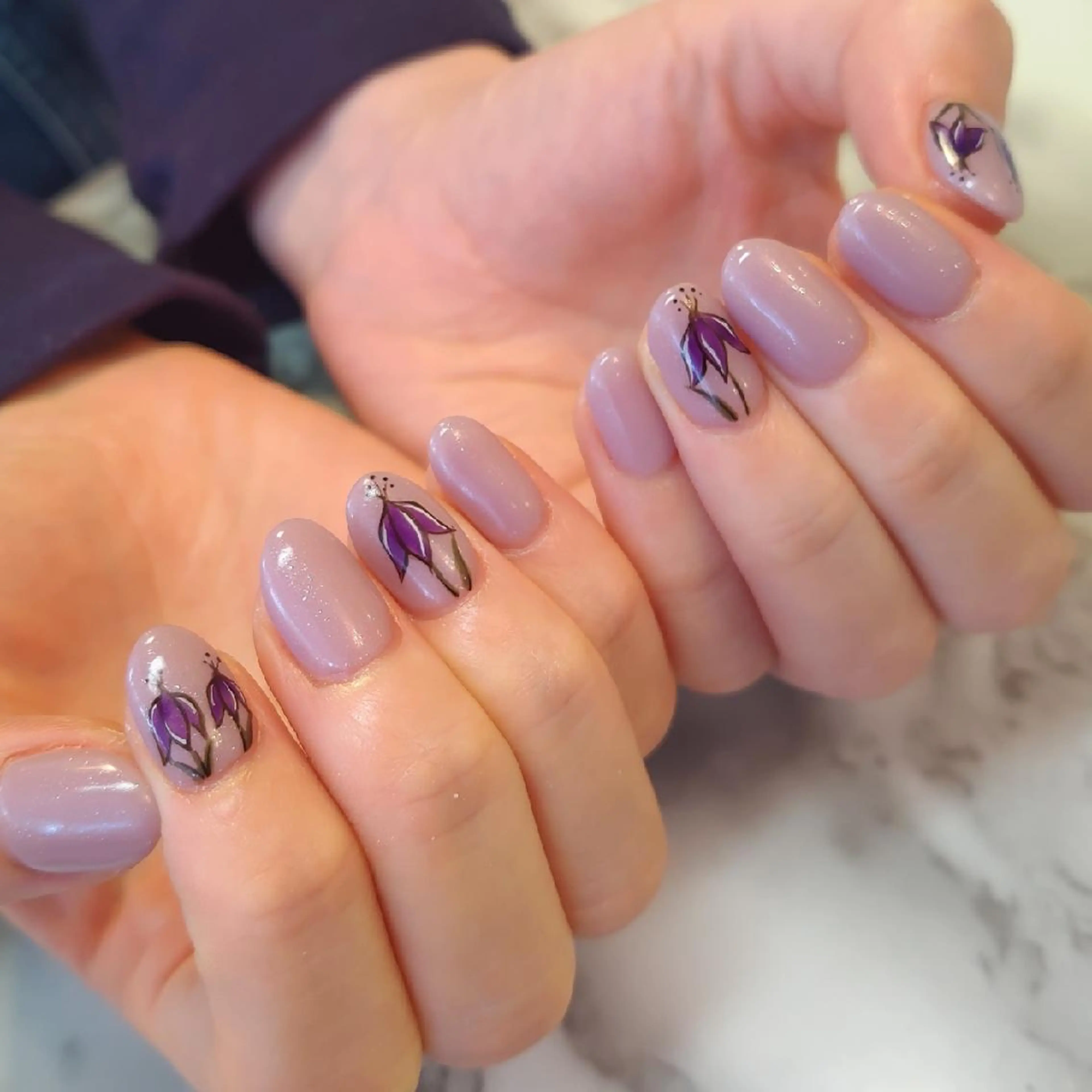 ネイル ジェヌインネイル 河内のネイルデザイン