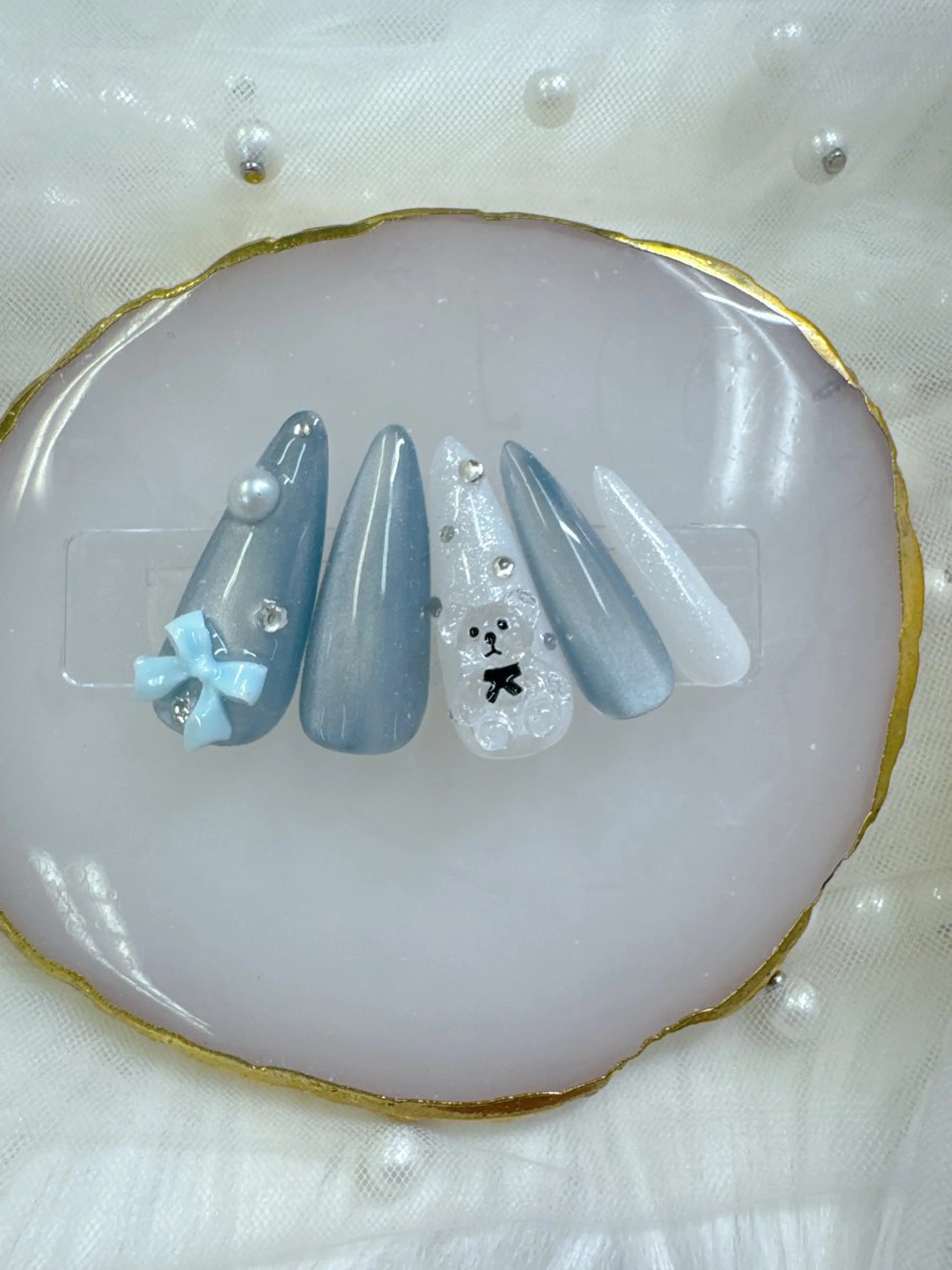 ネイル フレンチネイル ジェルネイル ガラスフレンチ 韓国ネイル パラジェル クイーンズネイル銀座所属・Queeens nailのネイルデザイン