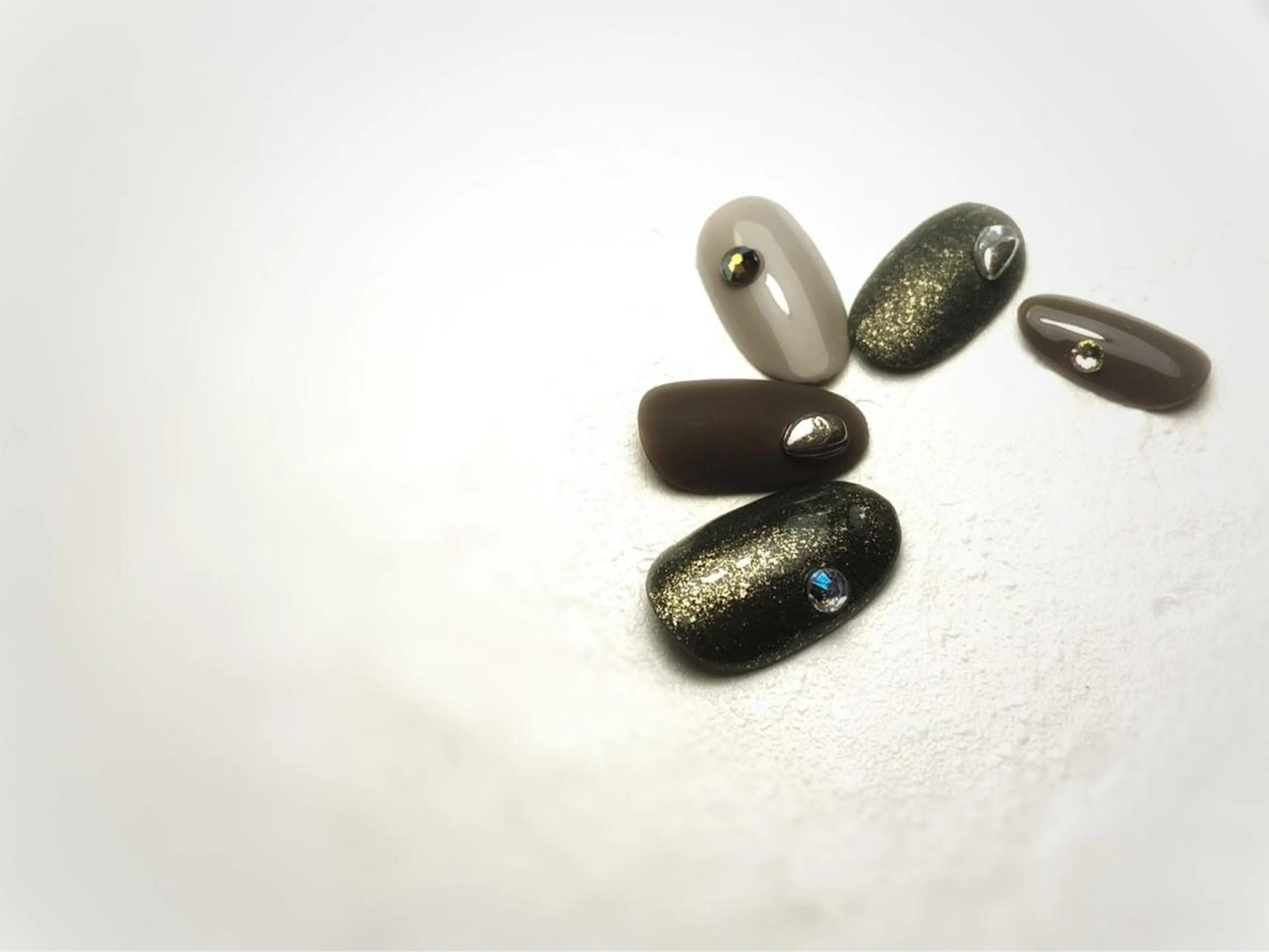 ネイル Salute本店 🦋仲原里佳のネイルデザイン