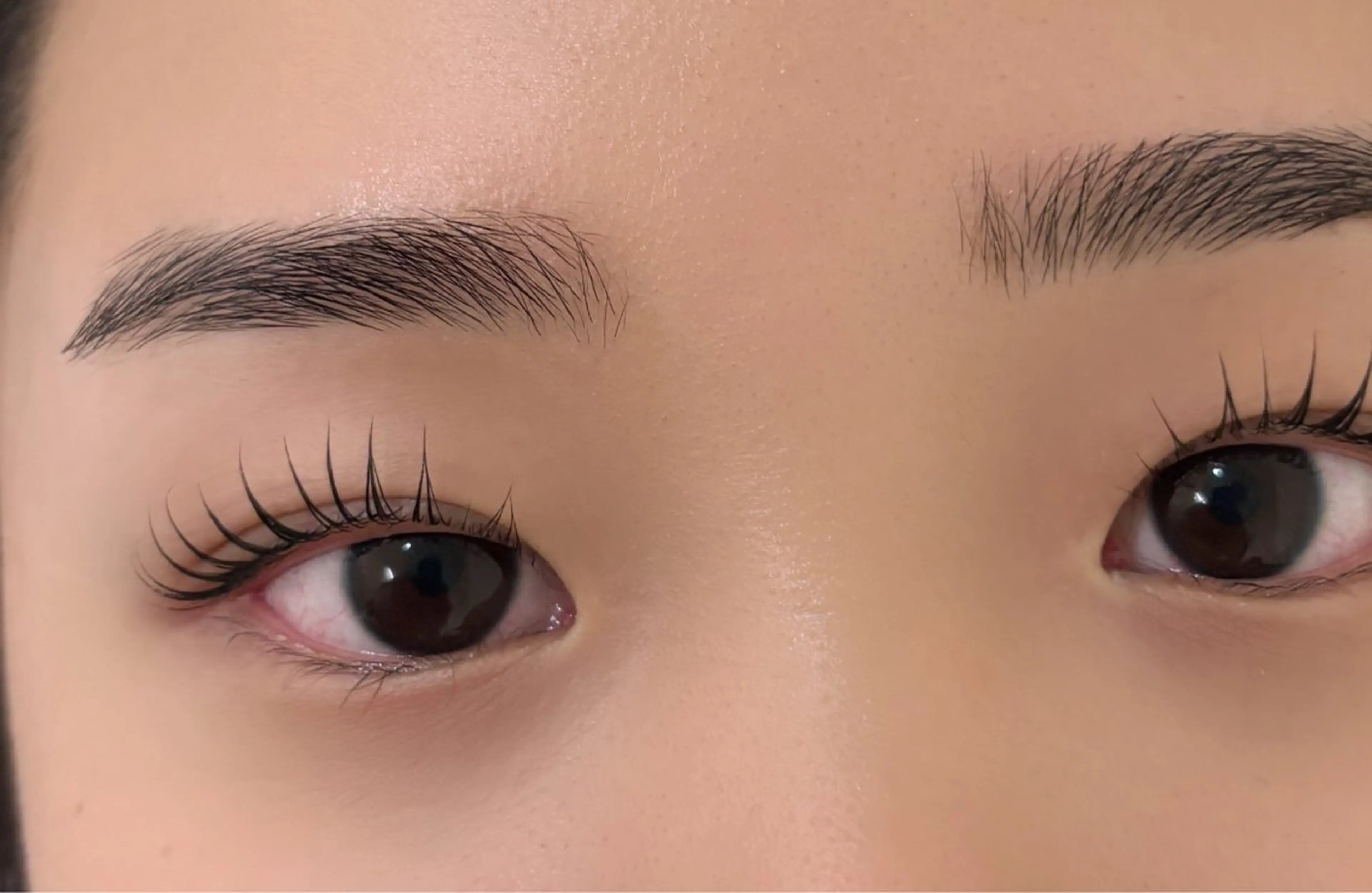 マツエク・マツパ eye lash  Lucia 難波所属・ひらおか ういの眉毛・アイブロウイメージ