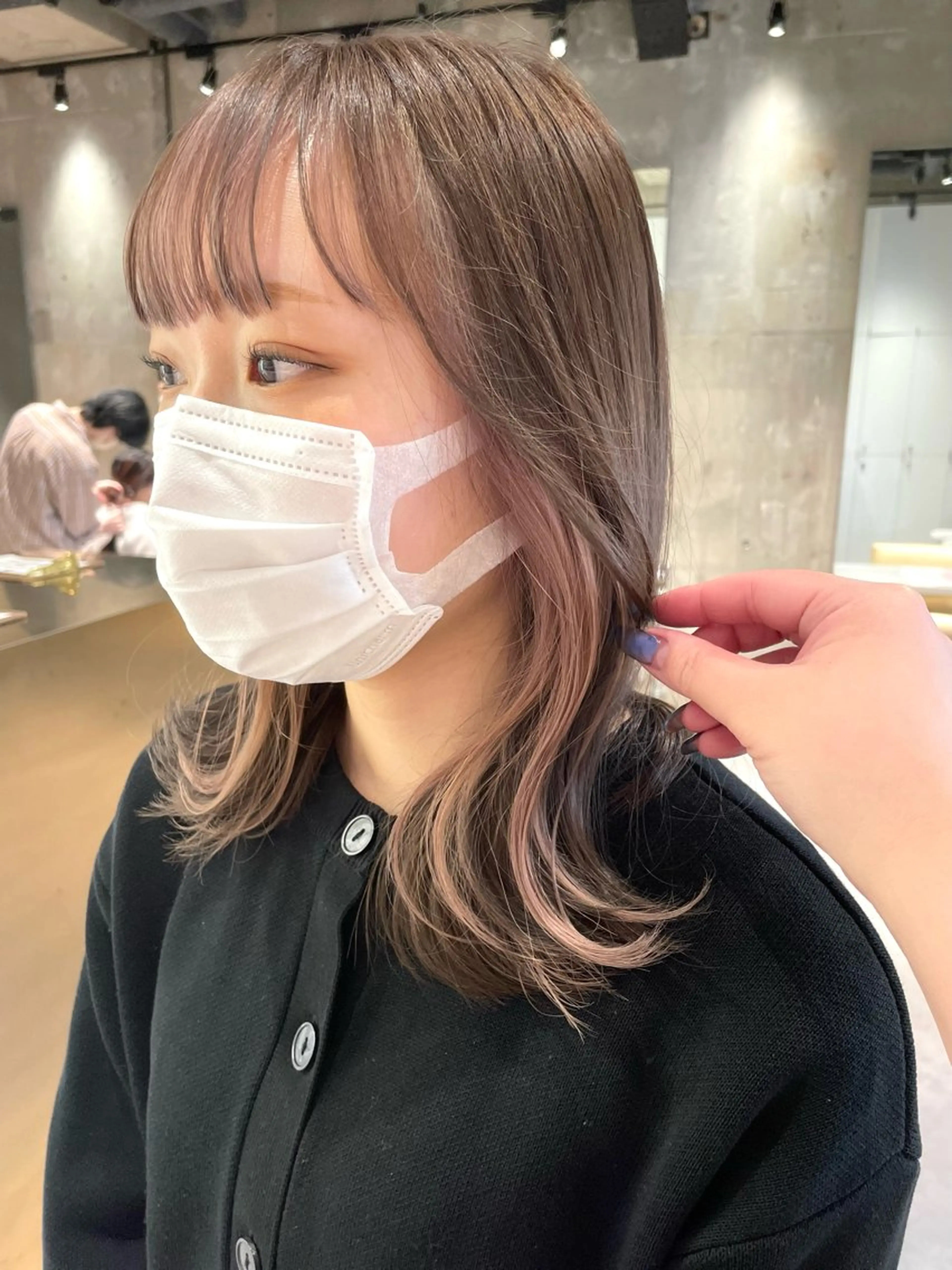 セミロング カラー ヘアカラー AIKA🤍 カットモデル募集🫧のヘアスタイル
