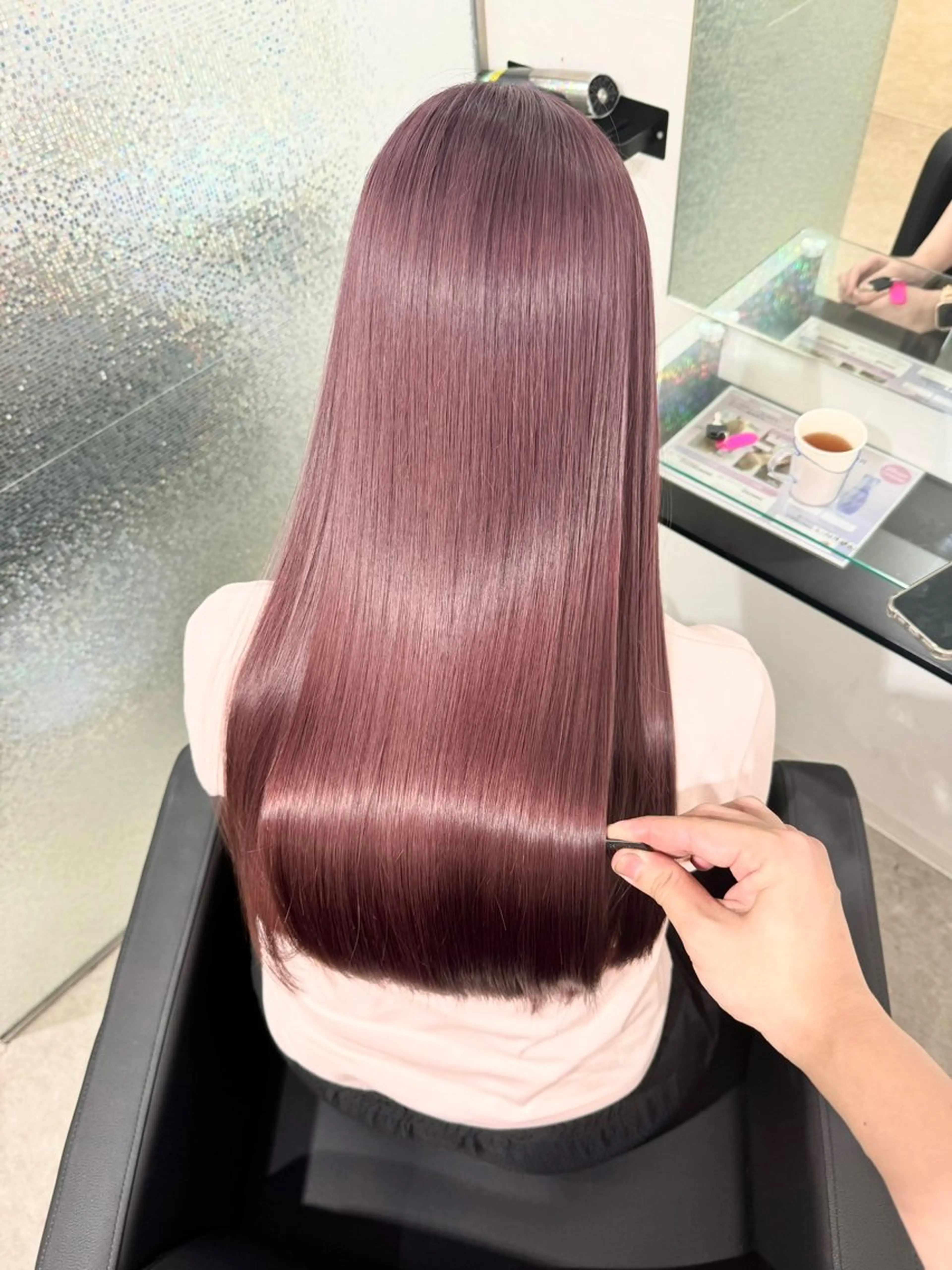 カラー ピンクカラー ヘアカラー トリートメント 《ブリーチ/赤み消し /髪質改善》若松良樹のヘアスタイル