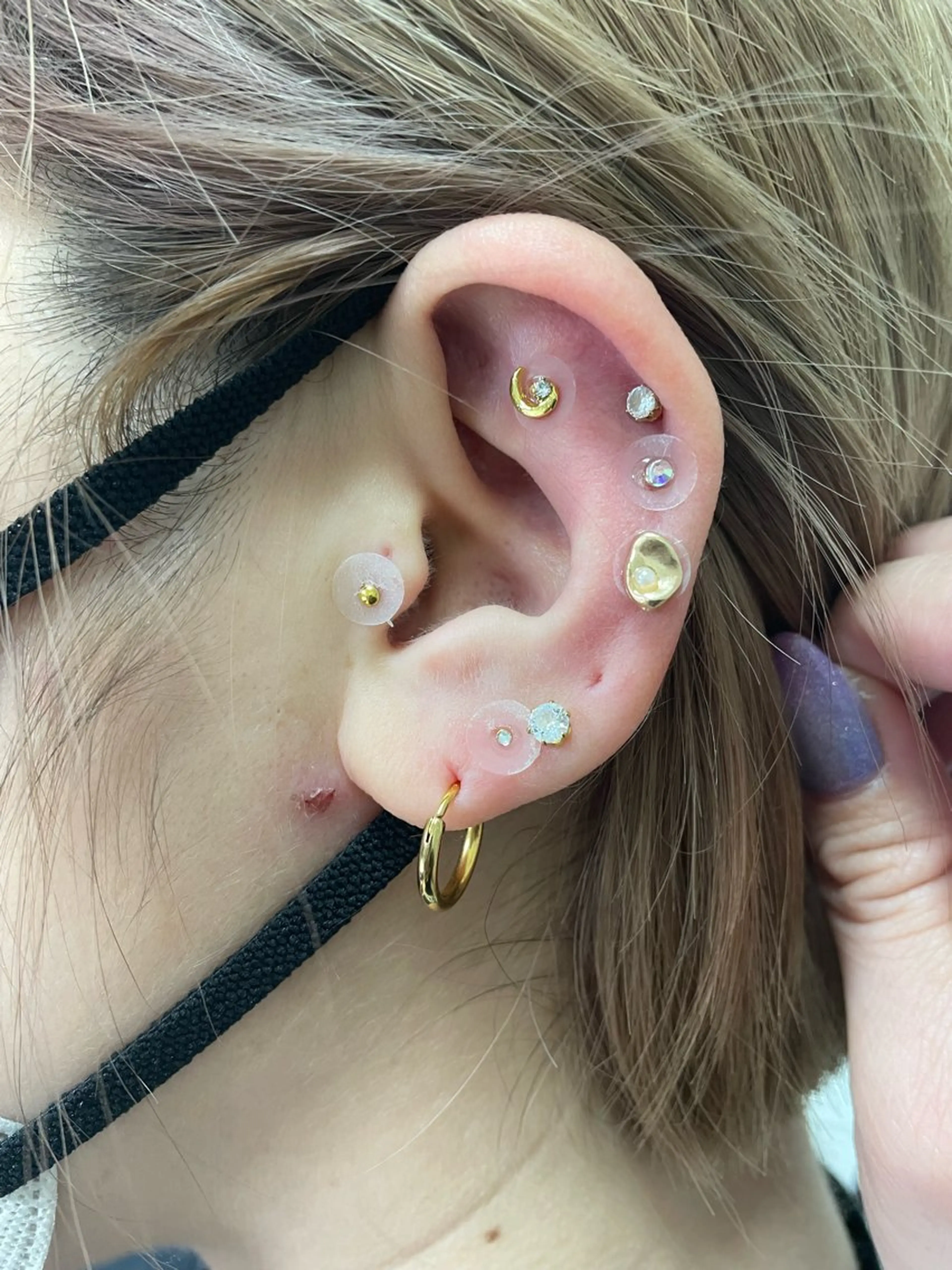 Mi-roomネイル 耳ツボジュエリーのネイルデザイン