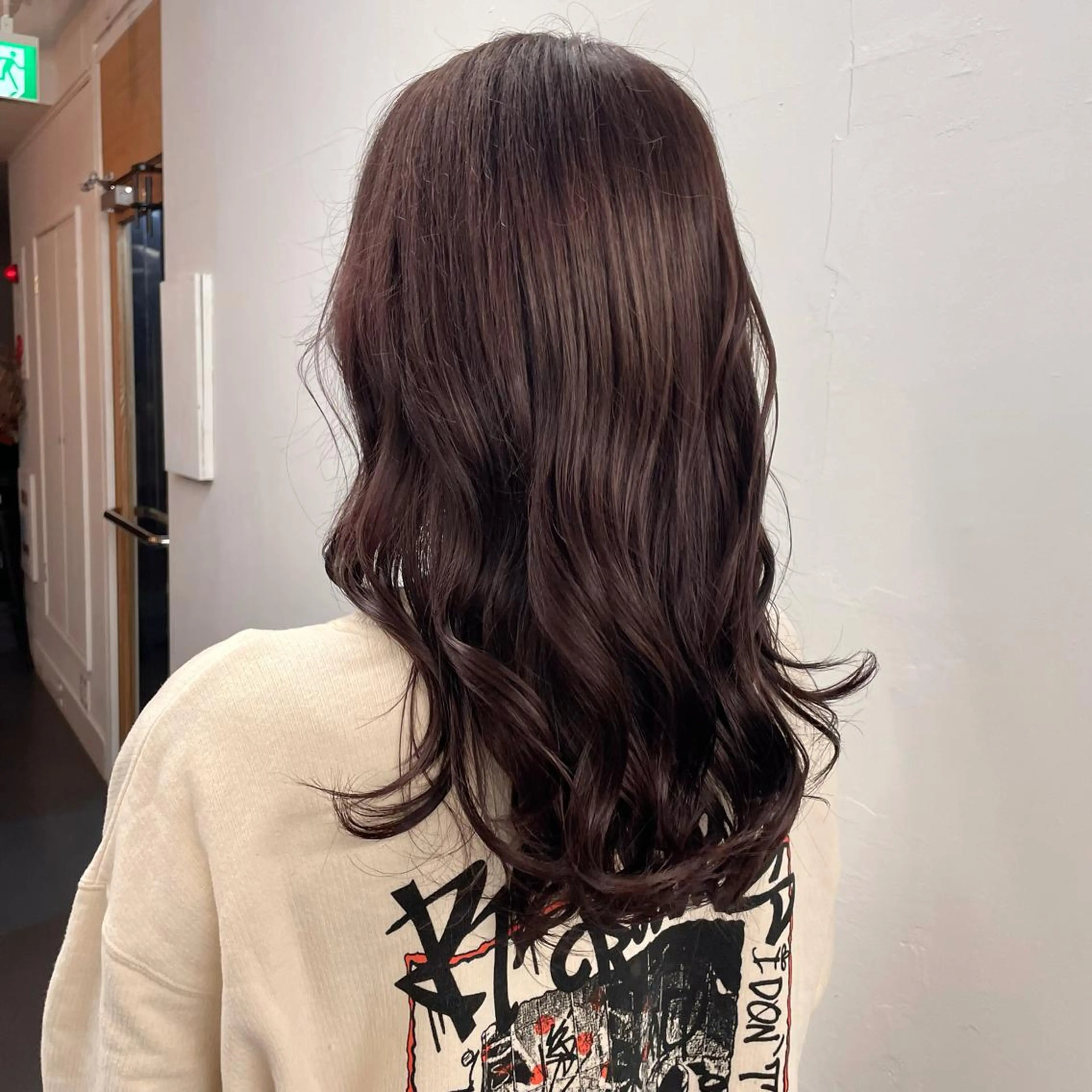 カラー noii / 伊藤 愛莉のヘアスタイル