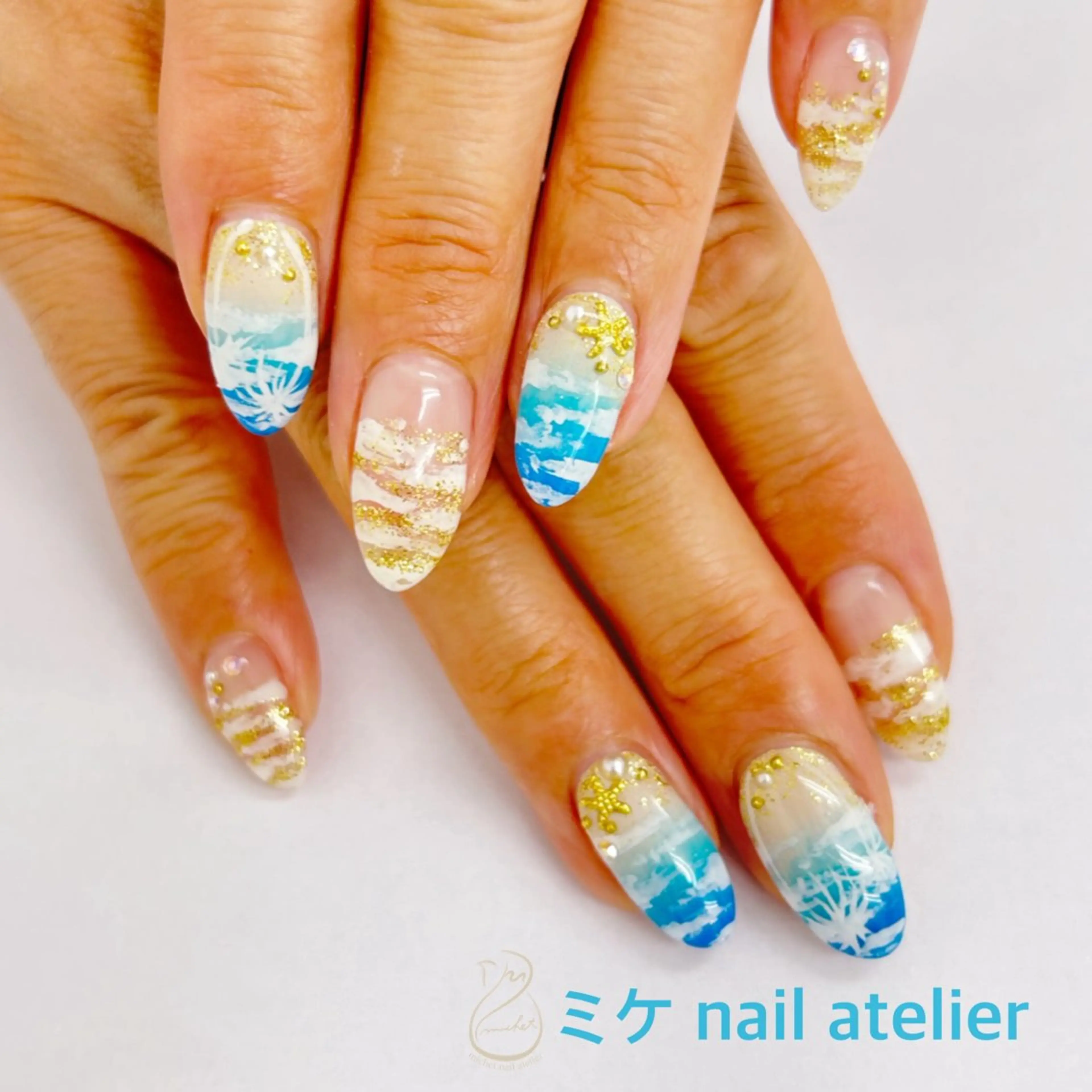 ネイル アートネイル ブルー ゴールド グラデーション ワンカラーネイル ハンドネイル h. rikaのネイルデザイン