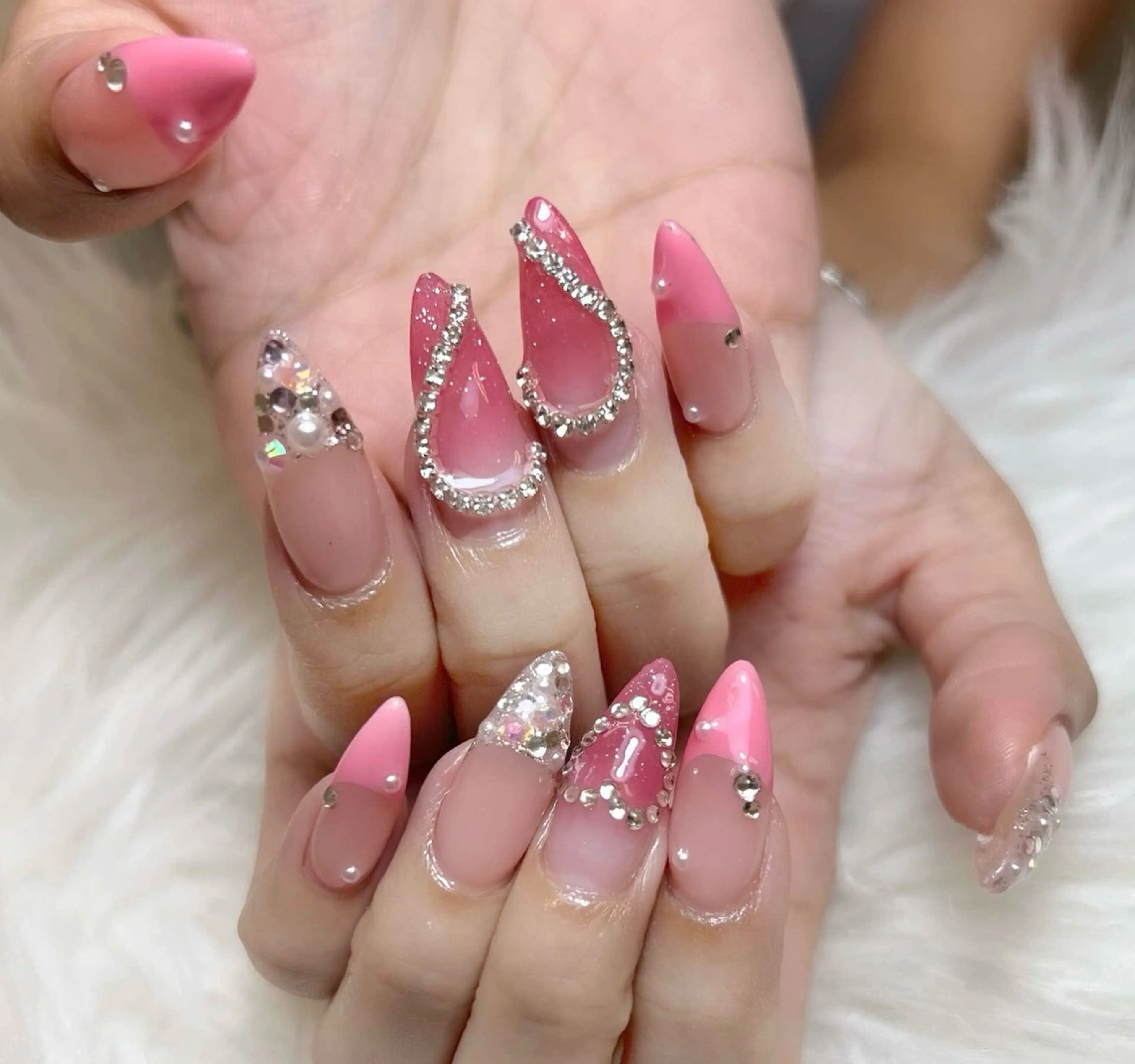 ネイル チークネイル 長さ出し フットネイル マグネットネイル 持ち込み ANH NAIL ゴテゴテ専門店💎のネイルデザイン