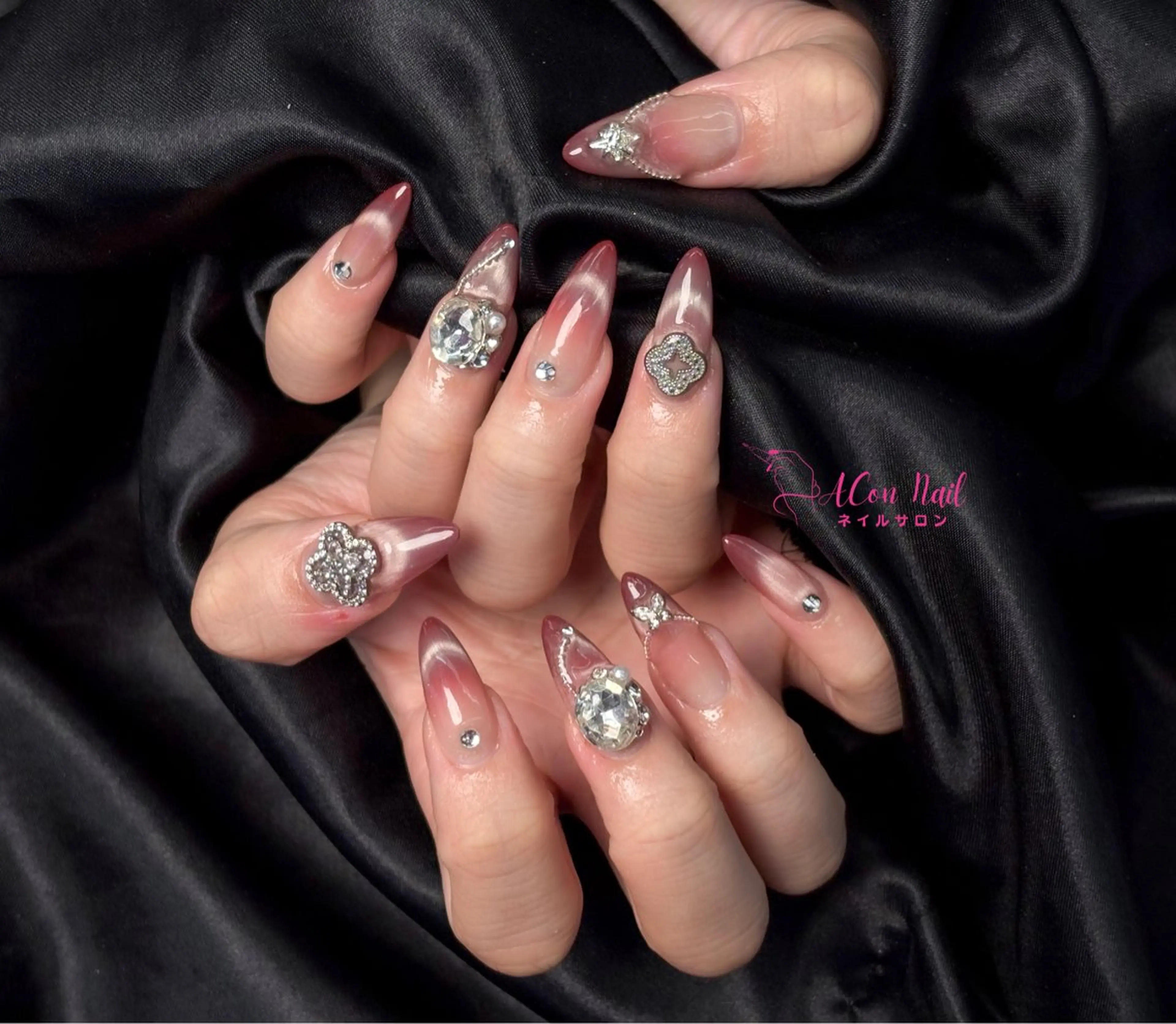 ネイル 桜ネイル 長さ出し フラワーネイル フレンチネイル ジェルネイル ハンドネイル AConNailSalon所属・ACon NailSalonのネイルデザイン