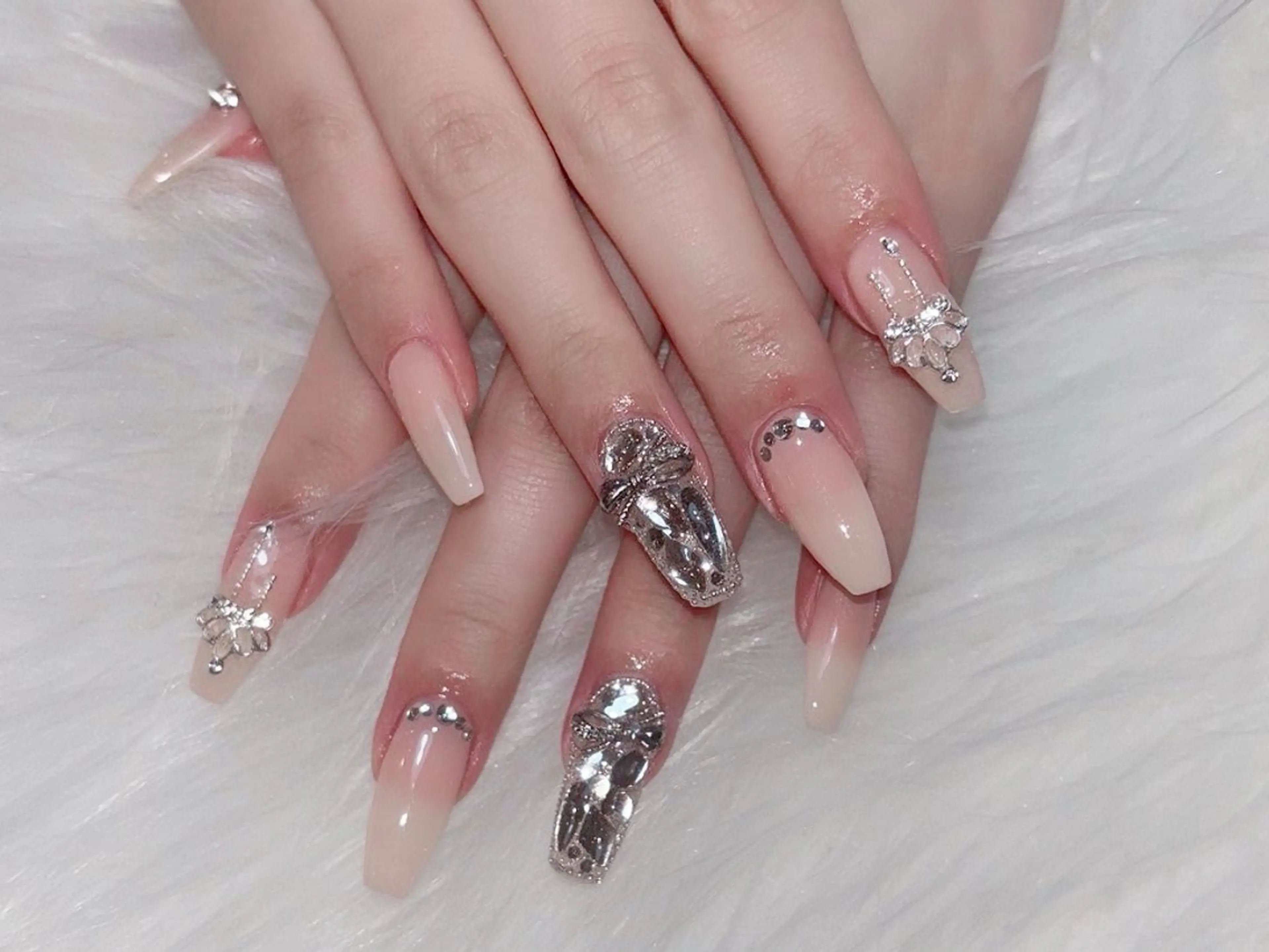 ネイル ネイルサロン Easenのネイルデザイン