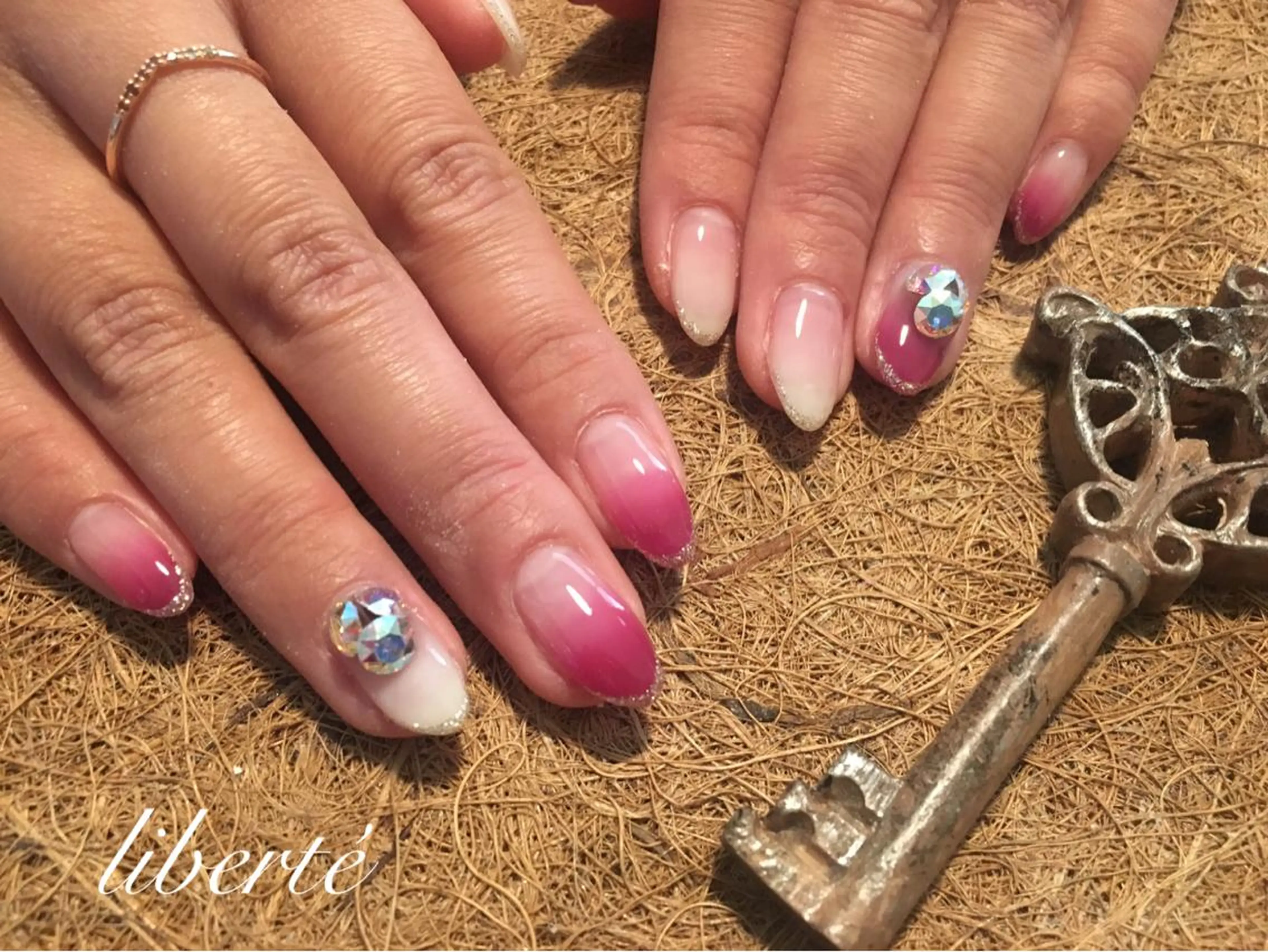ネイル liberté (リベルテ)のネイルデザイン