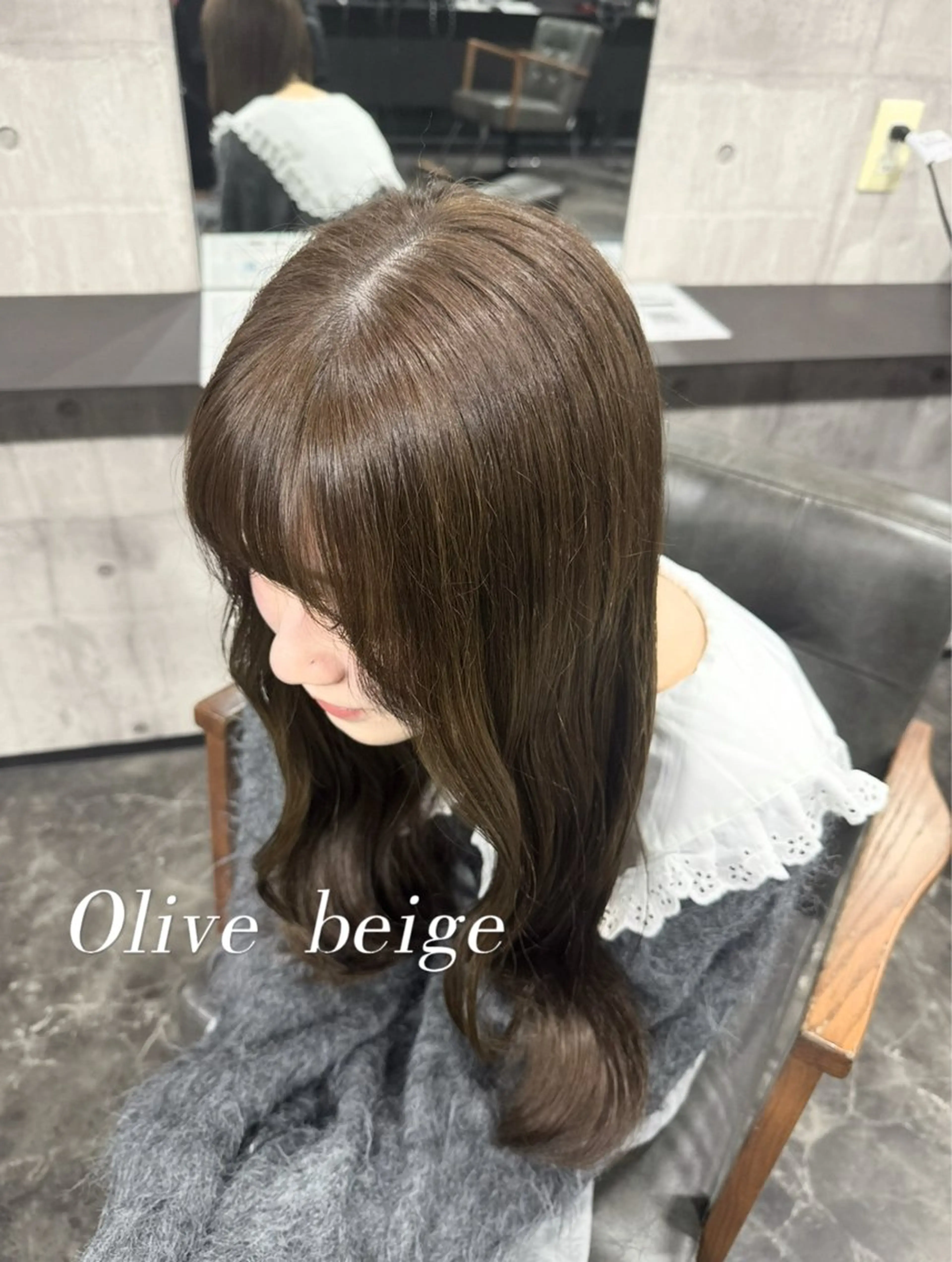 カラー ヘアカラー 五味 亜有里のヘアスタイル