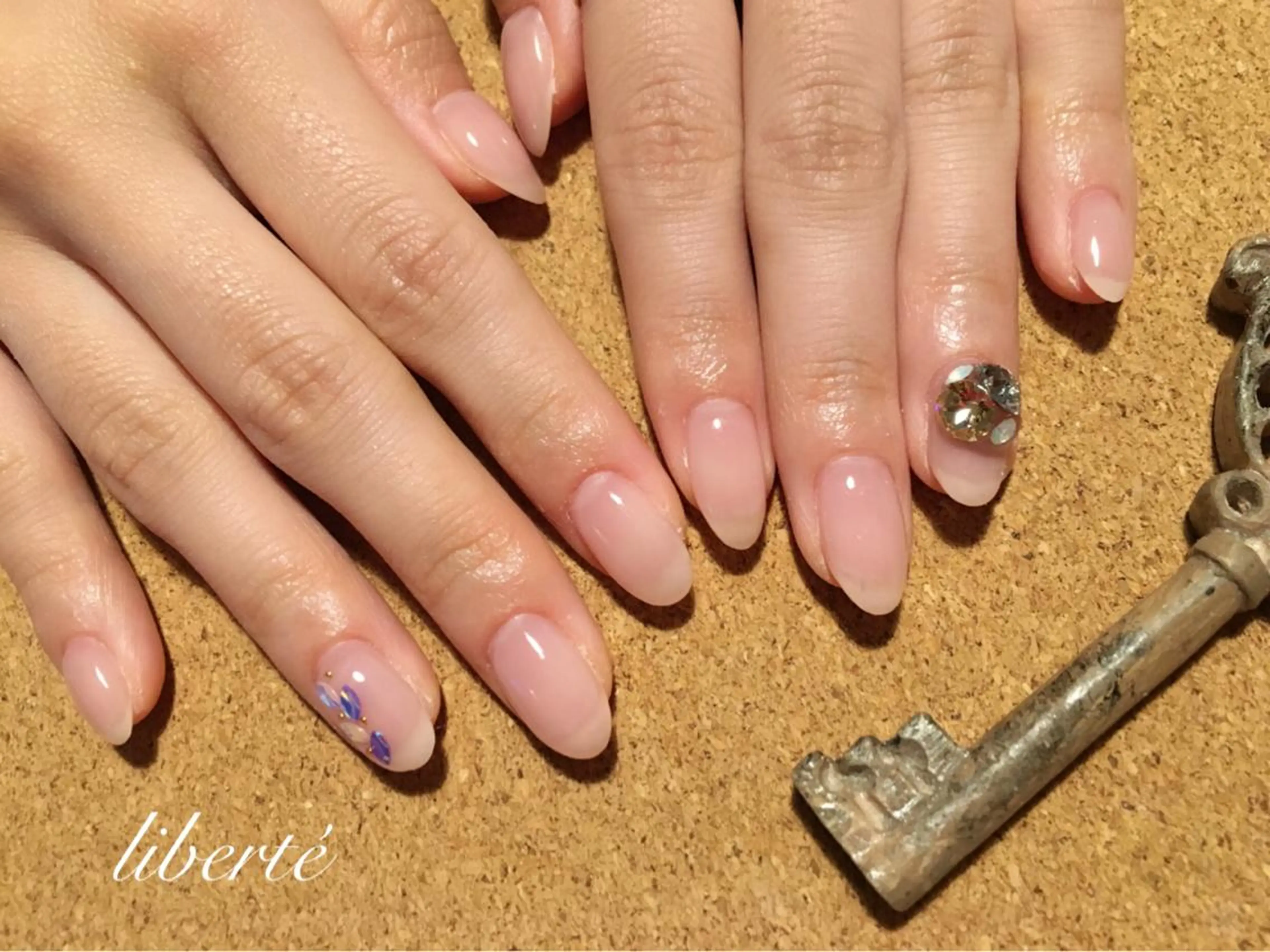 ネイル liberté (リベルテ)のネイルデザイン